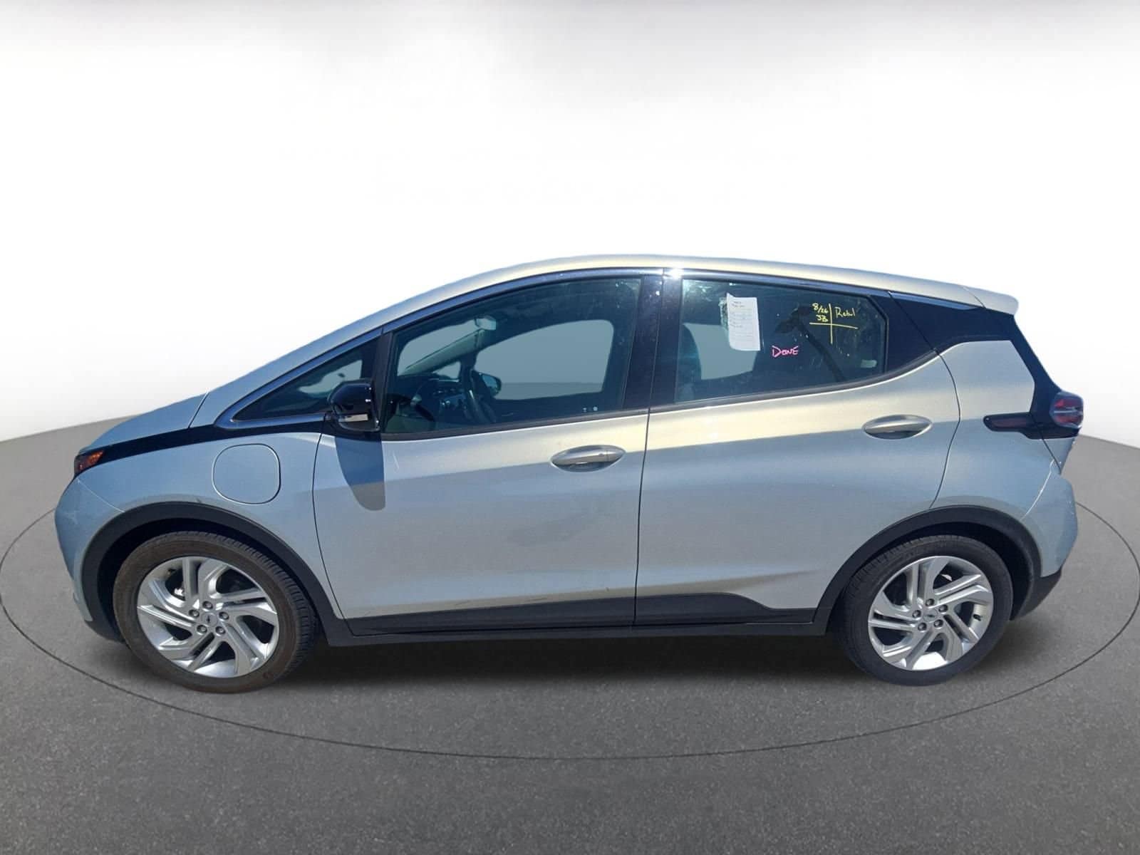 Thumbnail: 2023 Chevrolet Bolt EV - 5