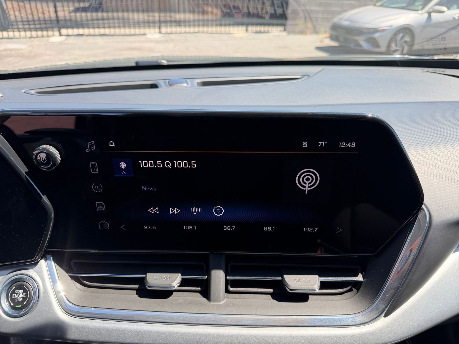 Thumbnail: 2025 Chevrolet Trax - 20