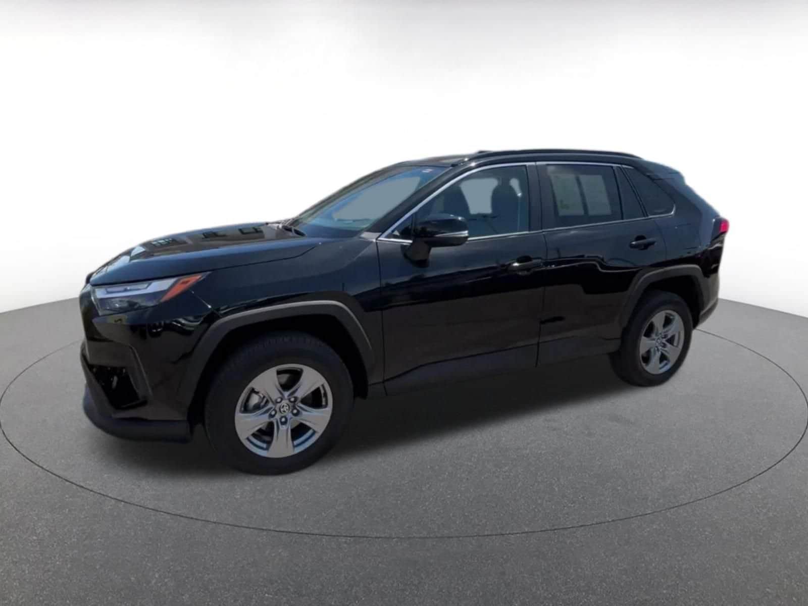 Thumbnail: 2025 Toyota RAV4 - 7
