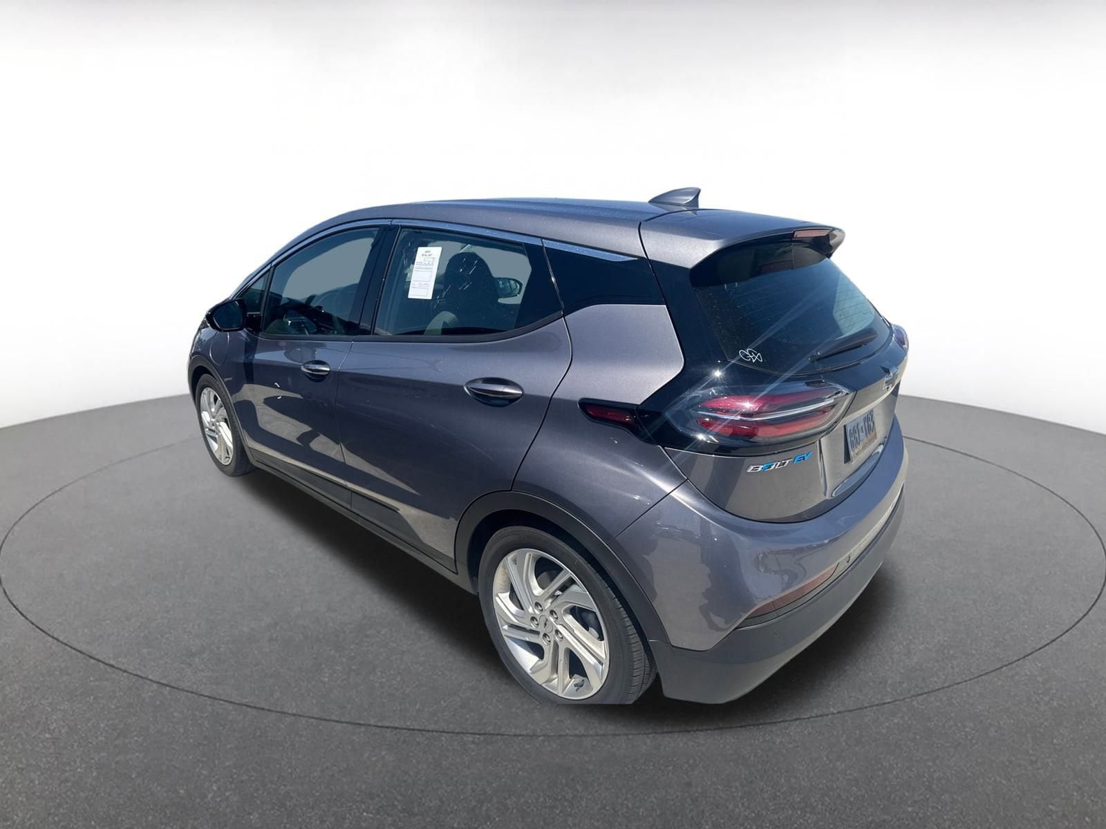 Thumbnail: 2023 Chevrolet Bolt EV - 3