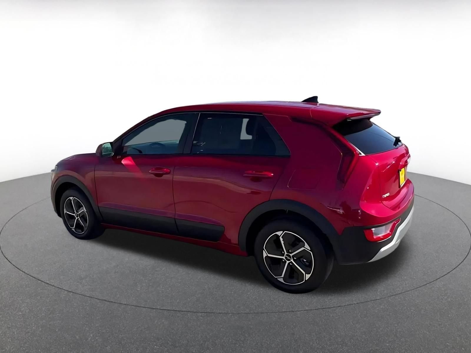 Thumbnail: 2026 Kia Niro - 10