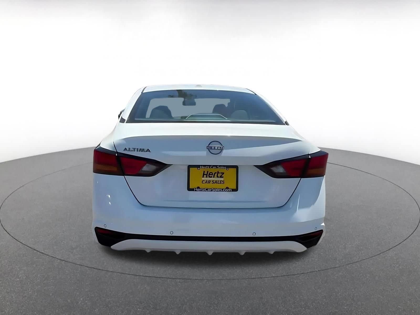 Thumbnail: 2025 Nissan Altima - 10