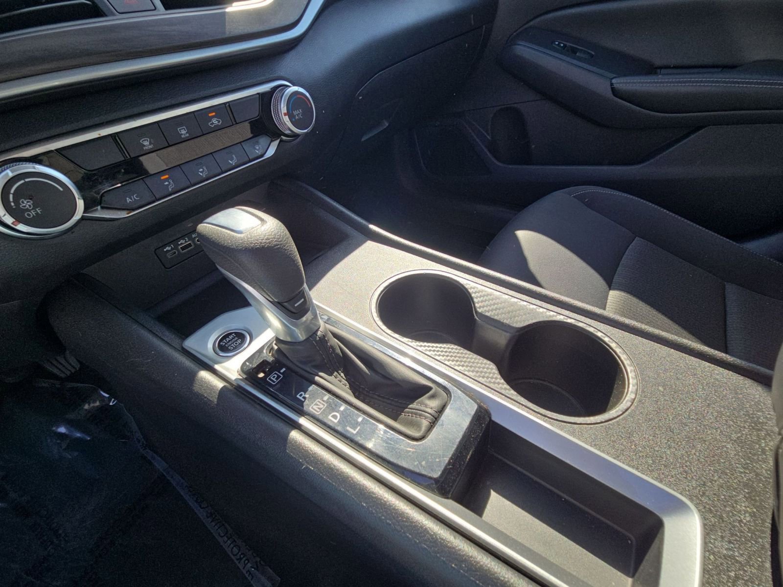 Thumbnail: 2025 Nissan Altima - 32