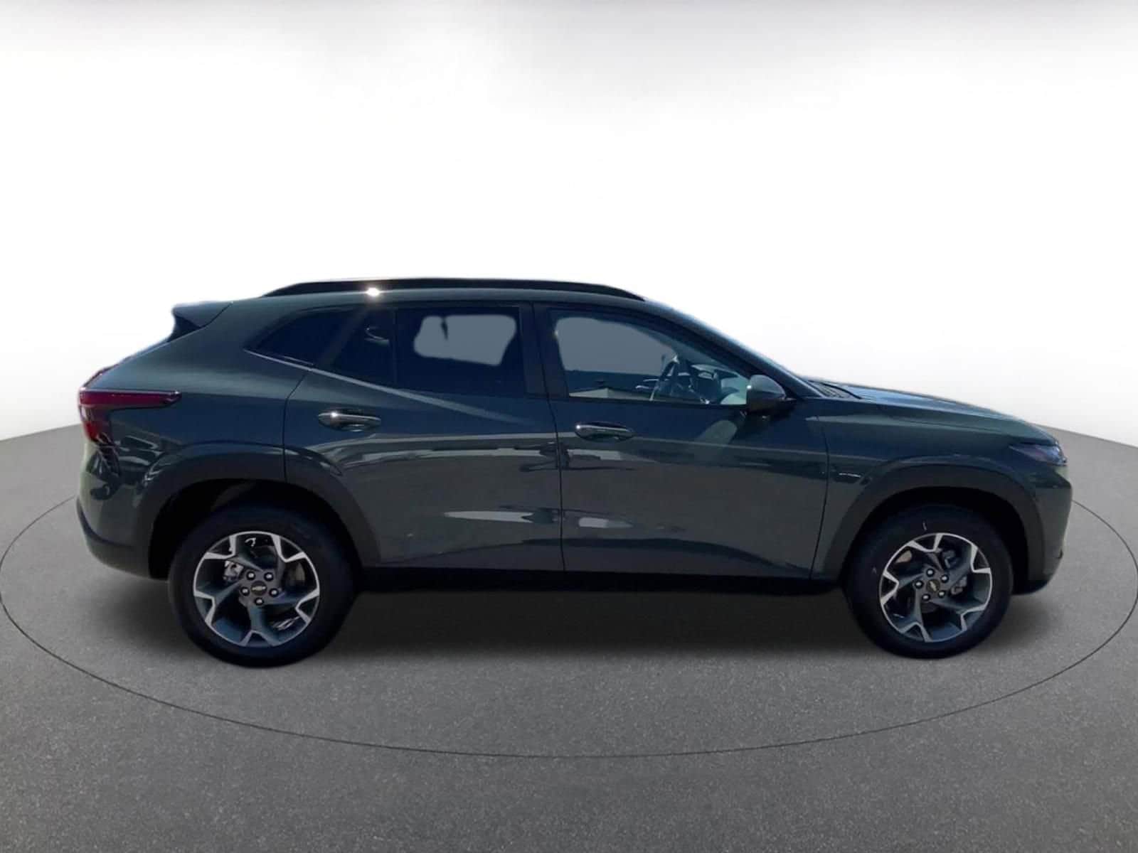 Thumbnail: 2025 Chevrolet Trax - 16