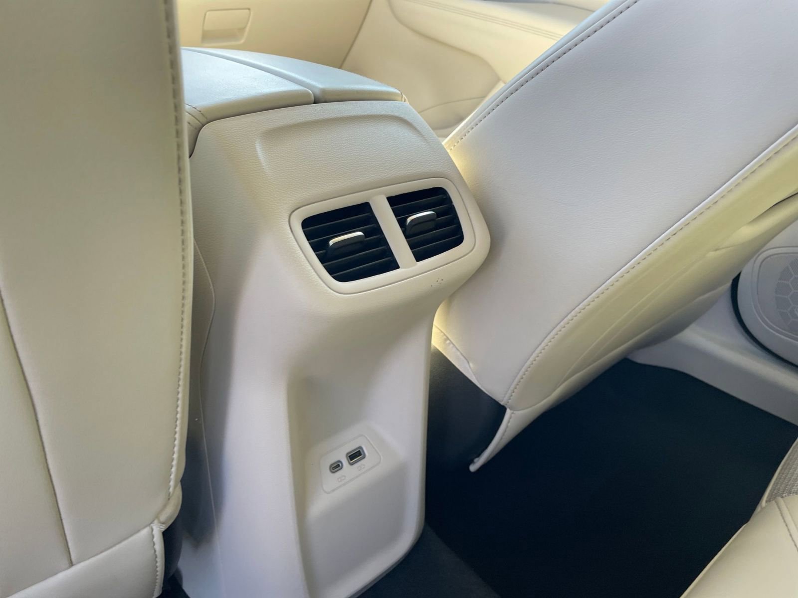 Thumbnail: 2023 Buick Envision - 24