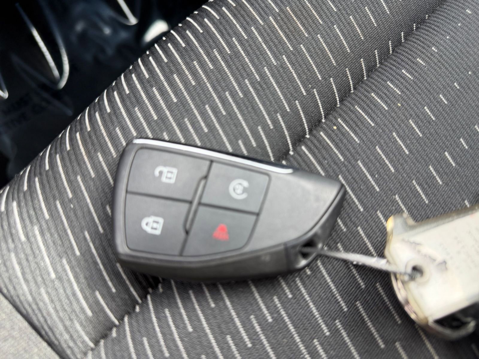 Thumbnail: 2025 Chevrolet Equinox - 24