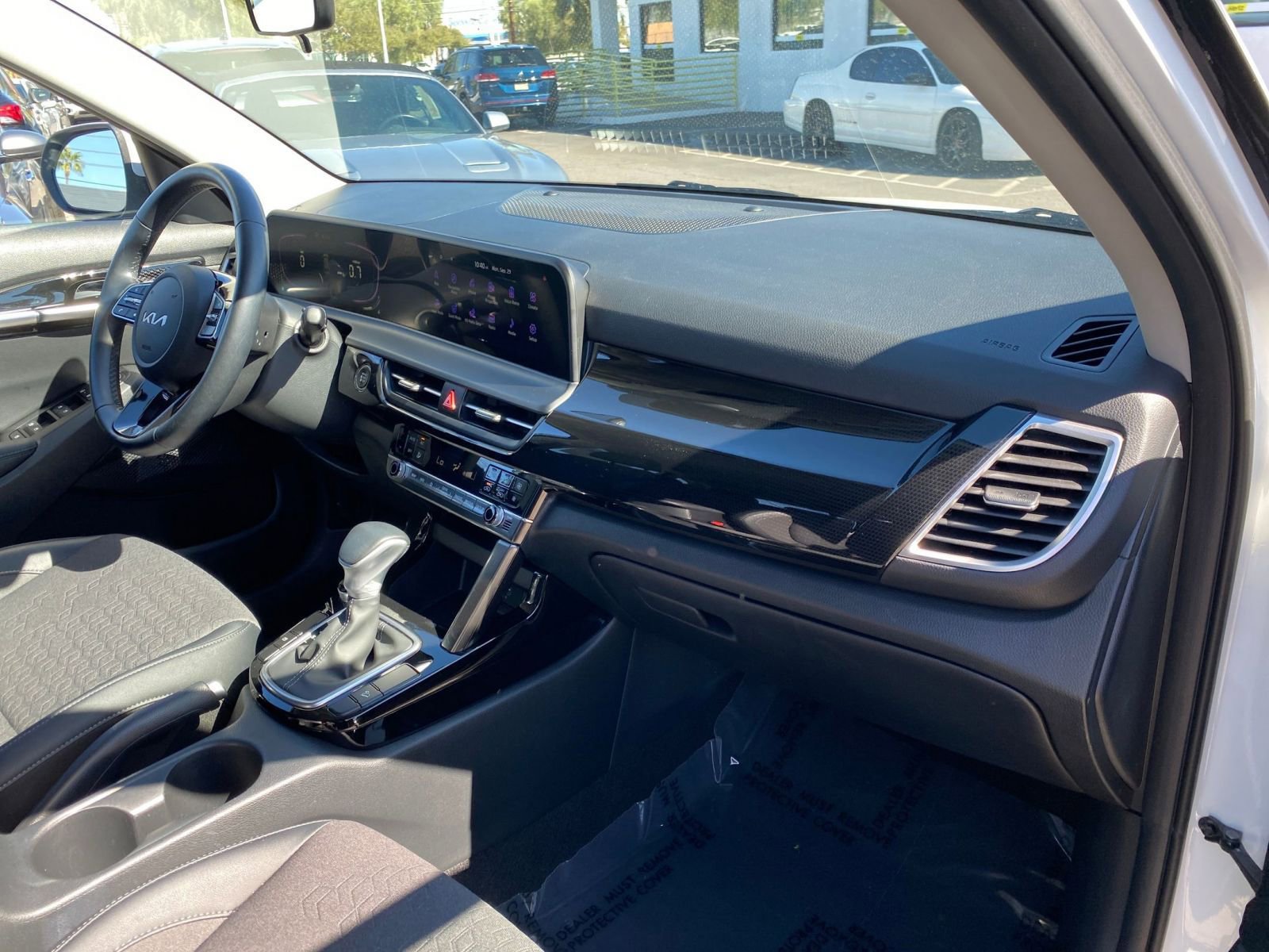 Thumbnail: 2025 Kia Seltos - 35