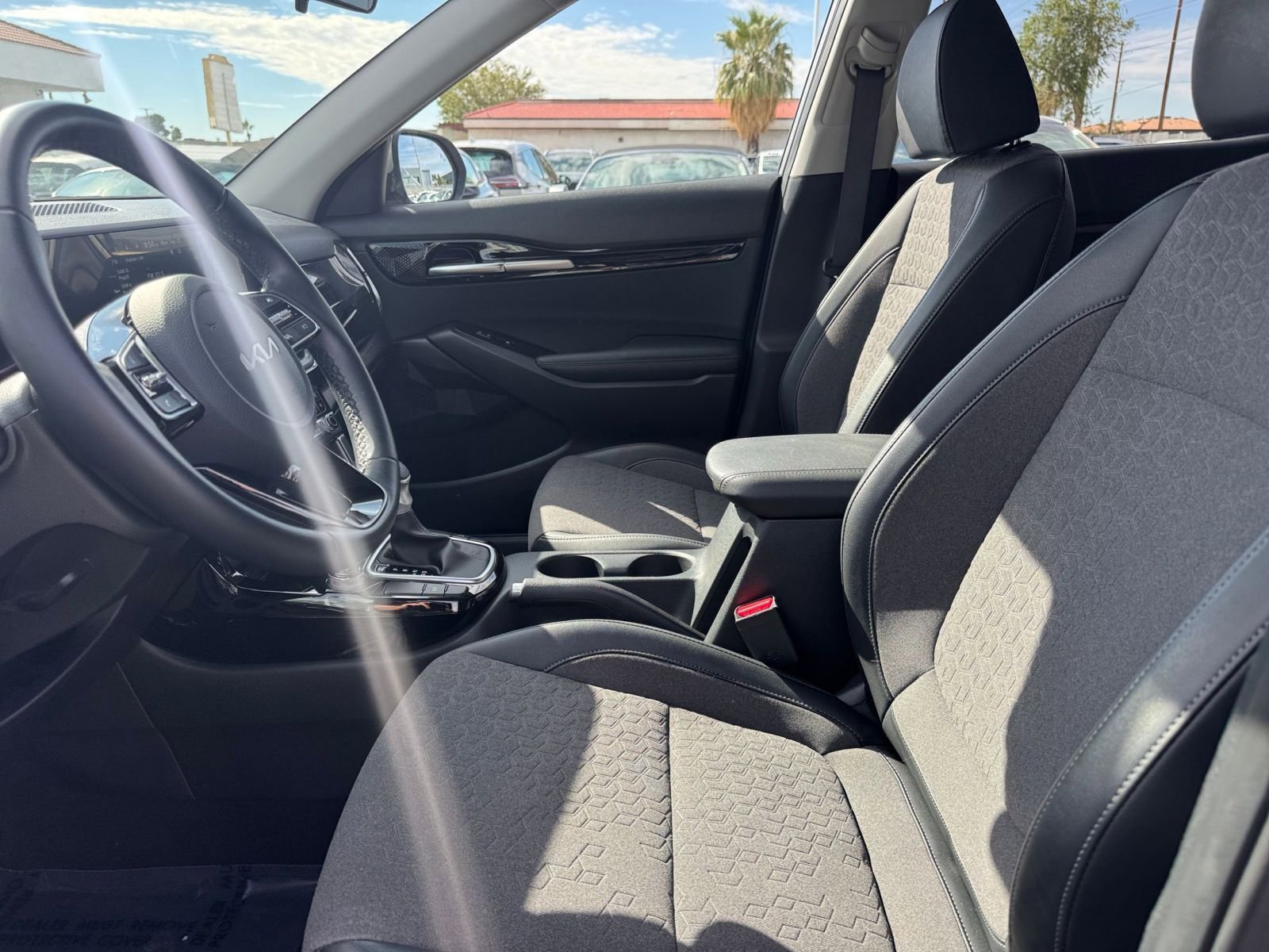 Thumbnail: 2025 Kia Seltos - 24