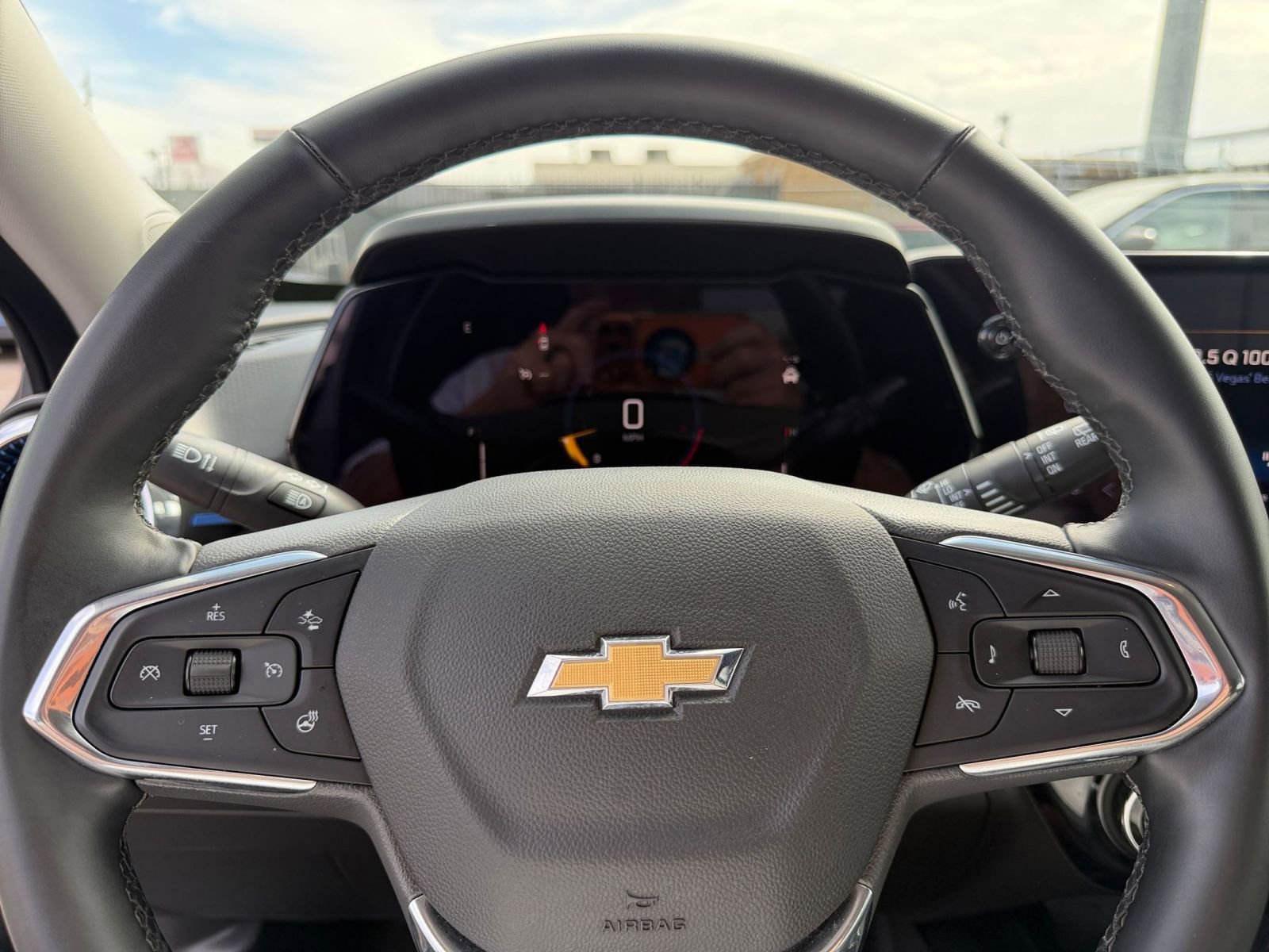 Thumbnail: 2025 Chevrolet Trax - 27