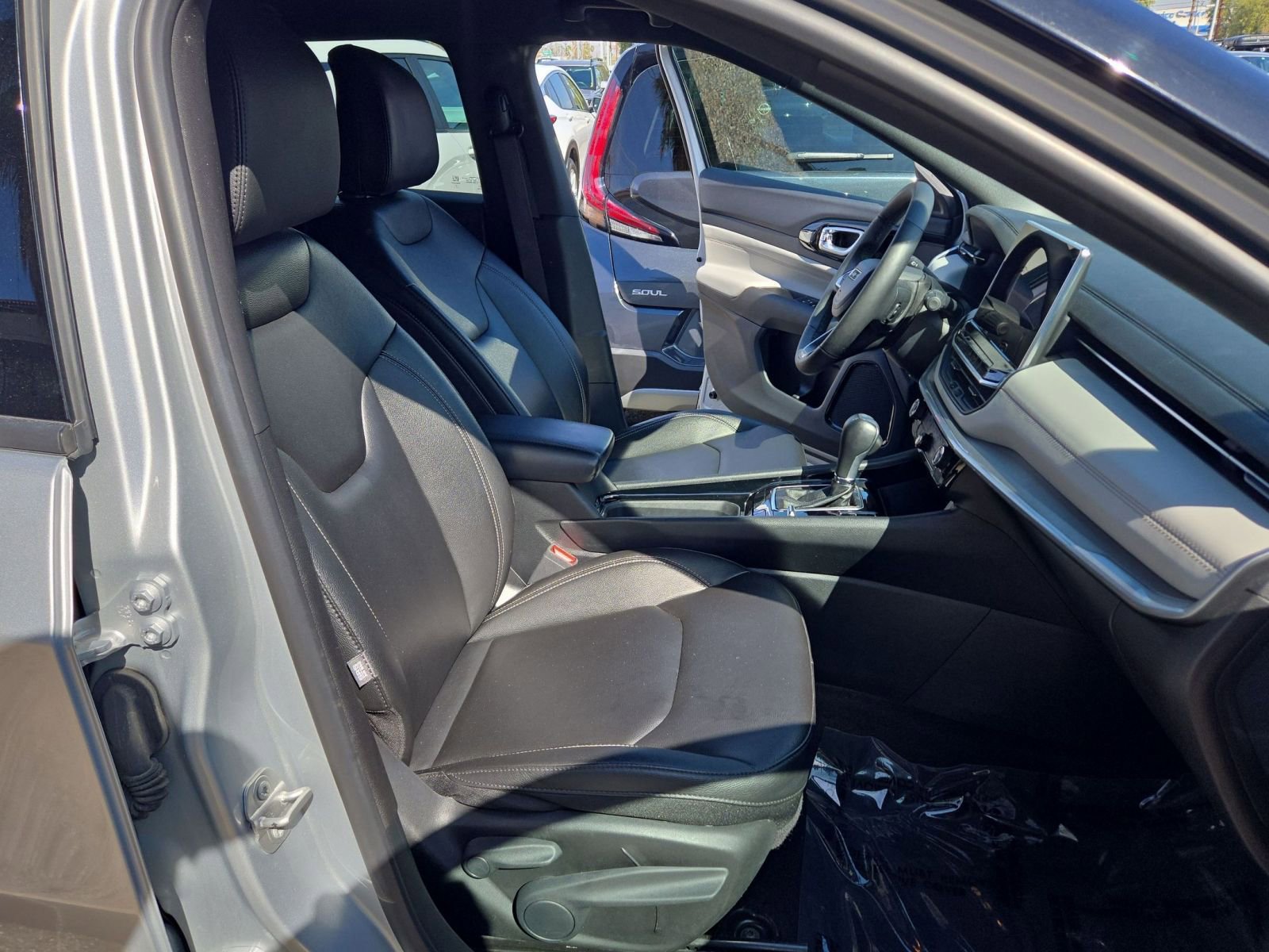 Thumbnail: 2025 Jeep Compass - 14