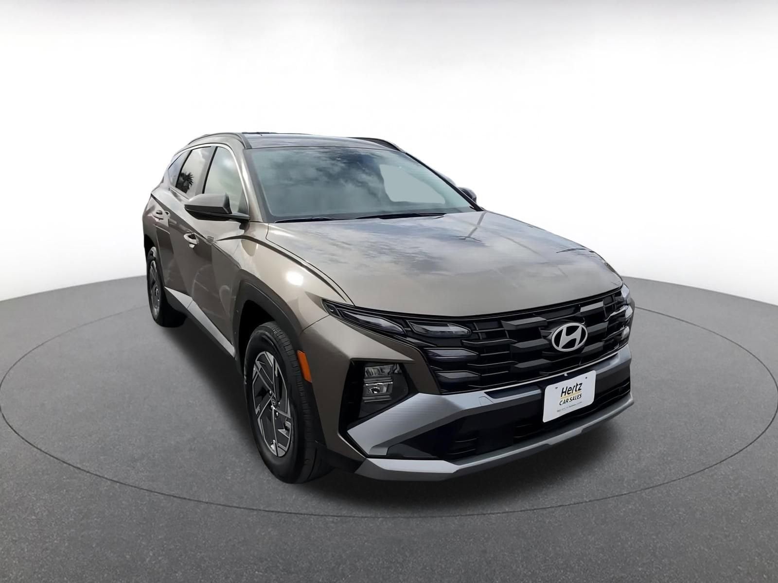 Thumbnail: 2025 Hyundai Tucson - 3