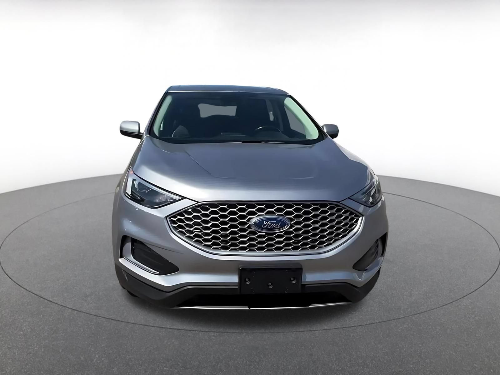 Thumbnail: 2023 Ford Edge - 3