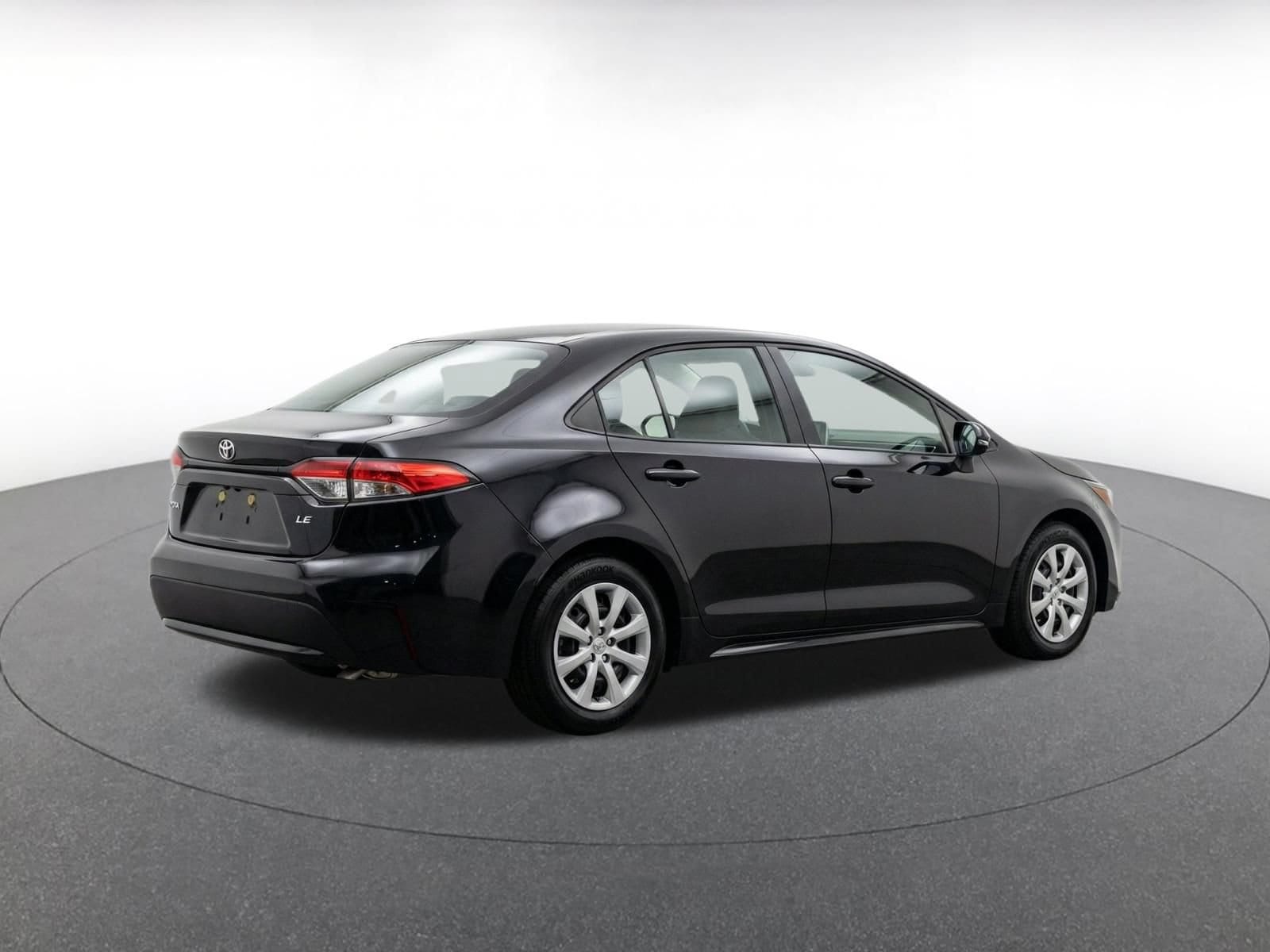 Thumbnail: 2025 Toyota Corolla - 9
