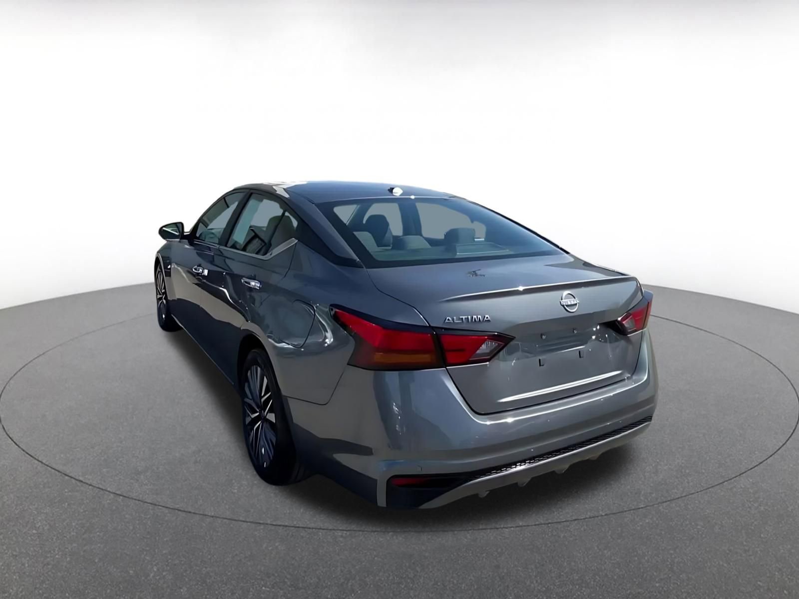 Thumbnail: 2025 Nissan Altima - 11