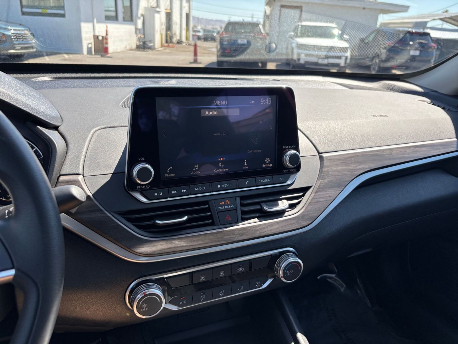 Thumbnail: 2025 Nissan Altima - 17