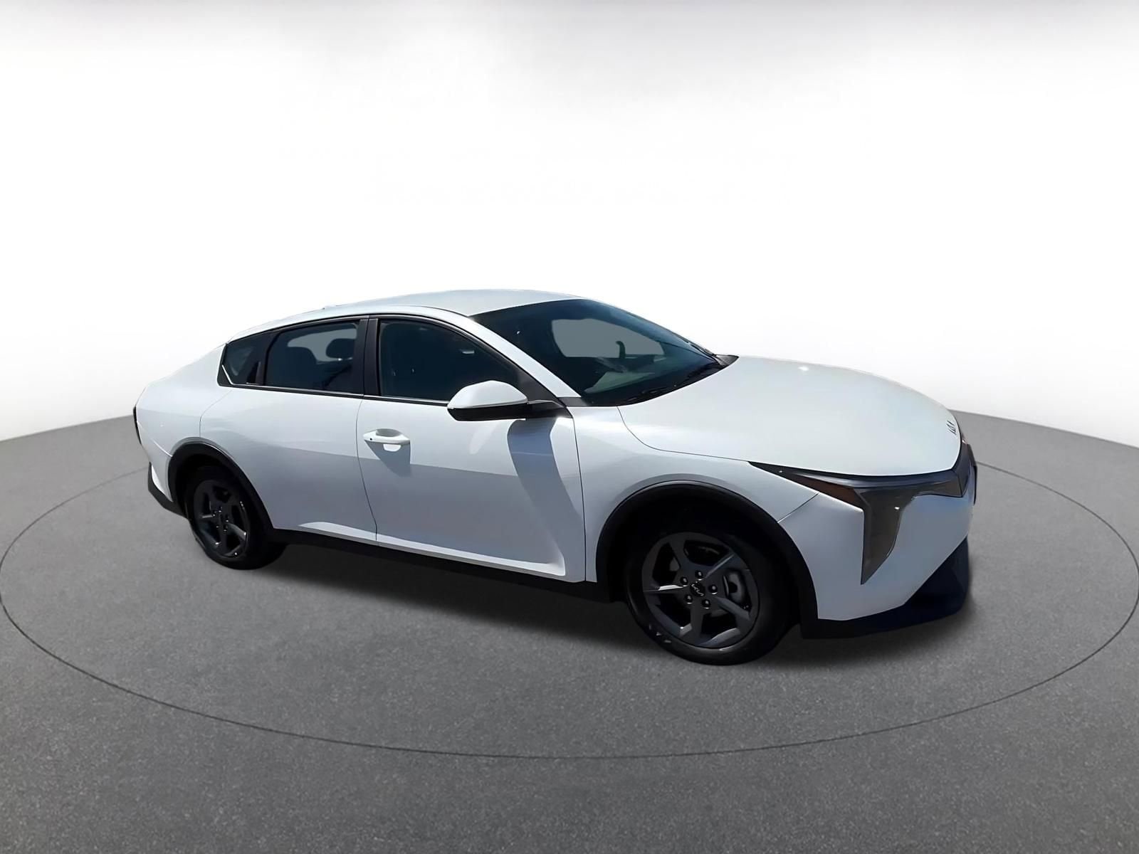Thumbnail: 2025 Kia K4 - 2
