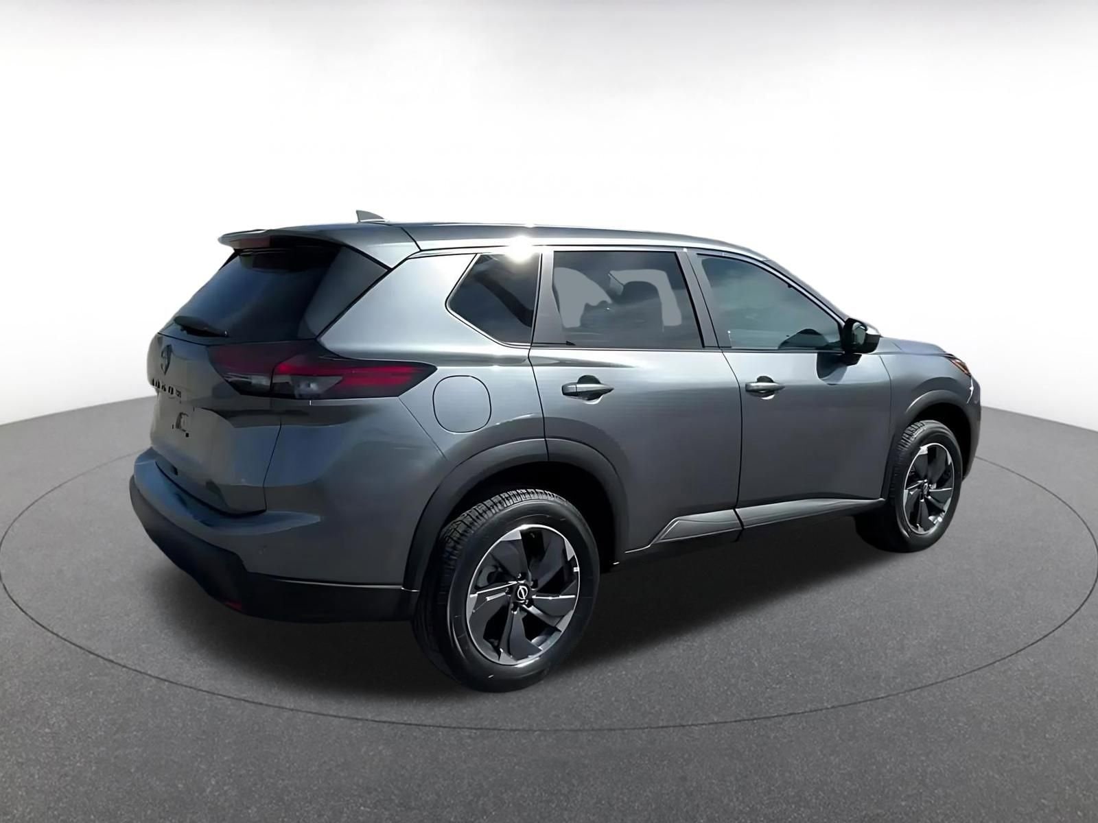 Thumbnail: 2025 Nissan Rogue - 15