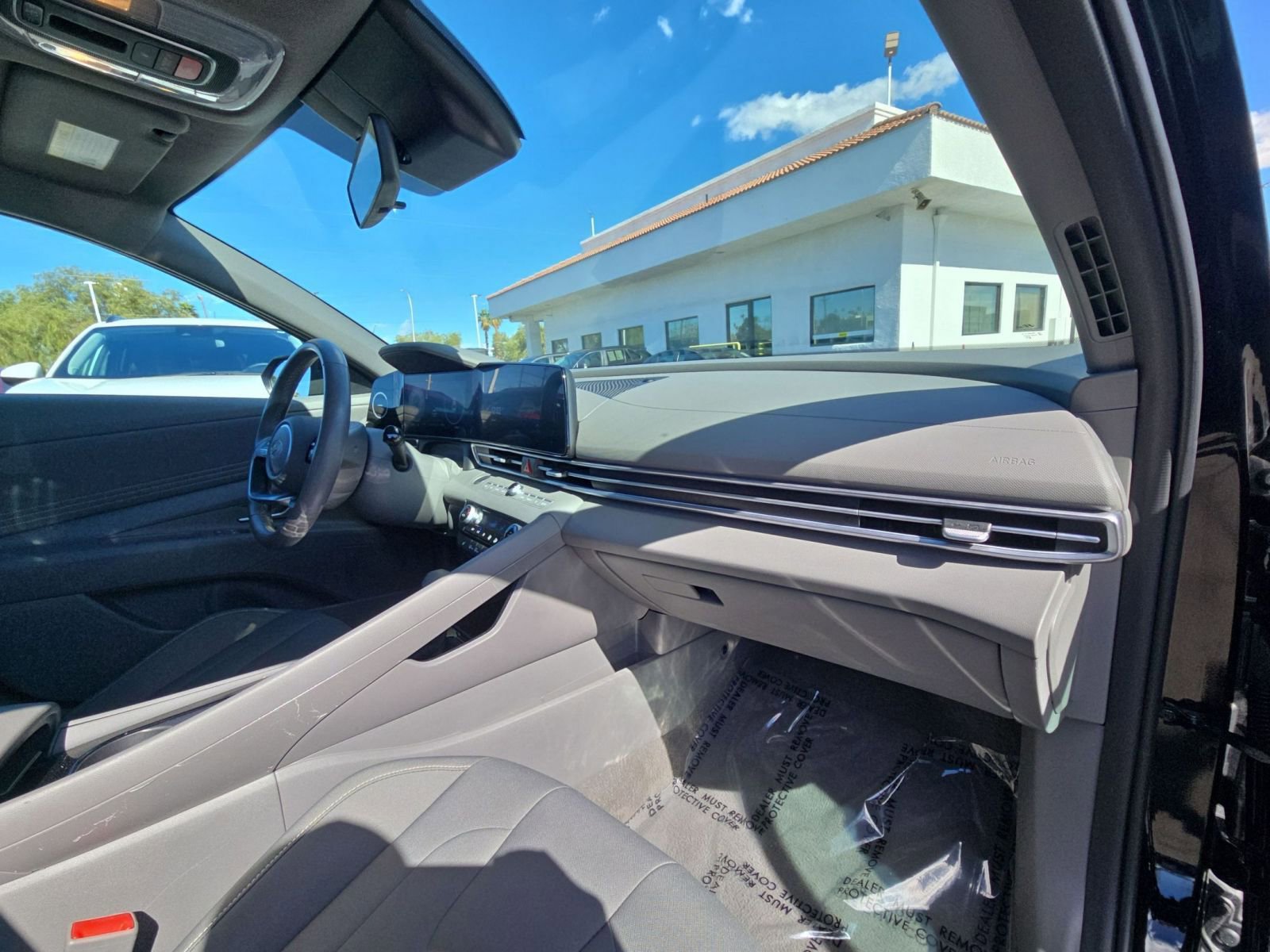 Thumbnail: 2025 Hyundai Elantra - 14