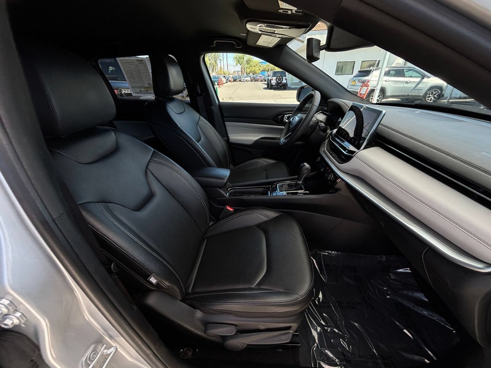 Thumbnail: 2025 Jeep Compass - 22