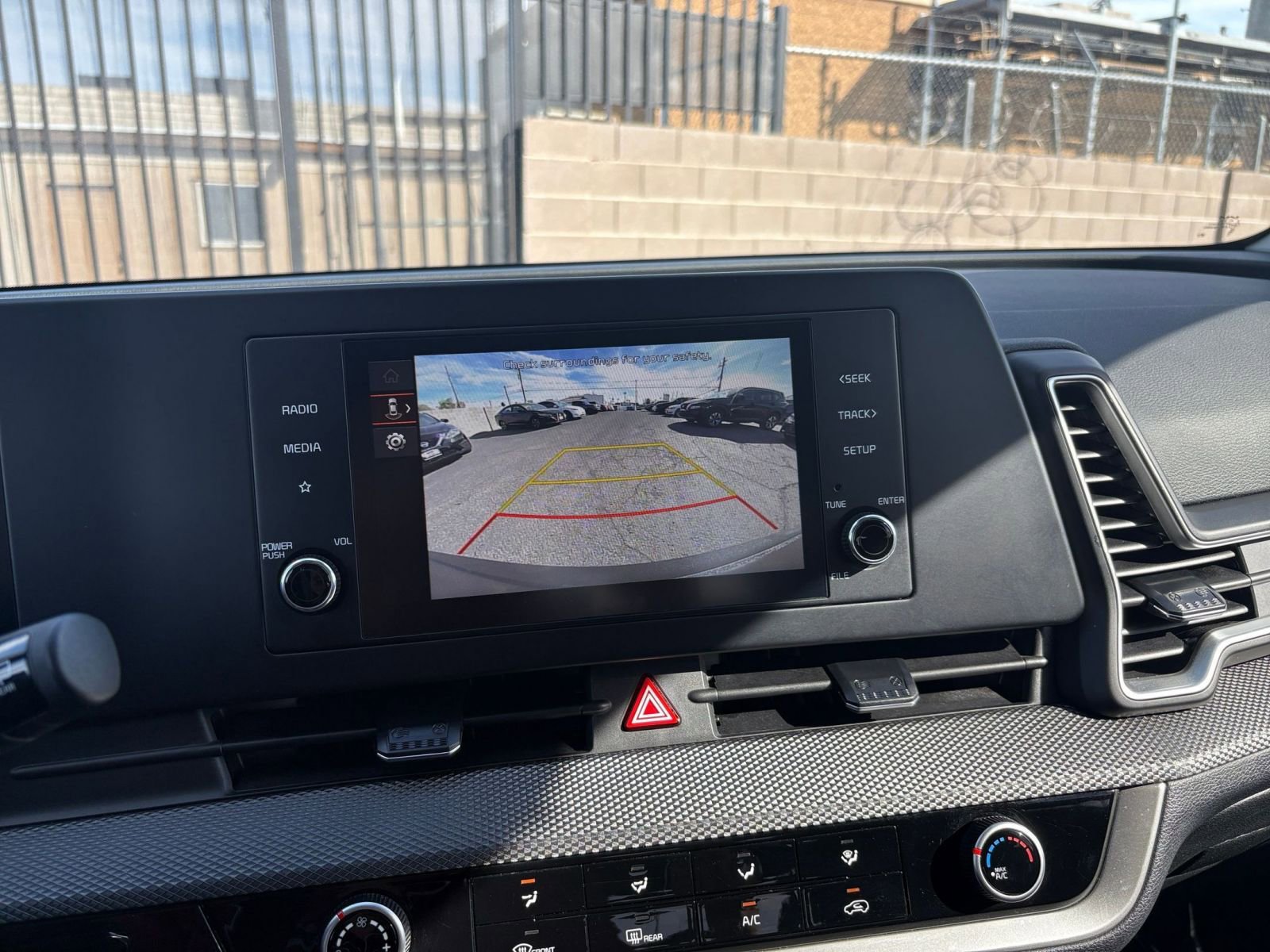 Thumbnail: 2025 Kia Sportage - 23