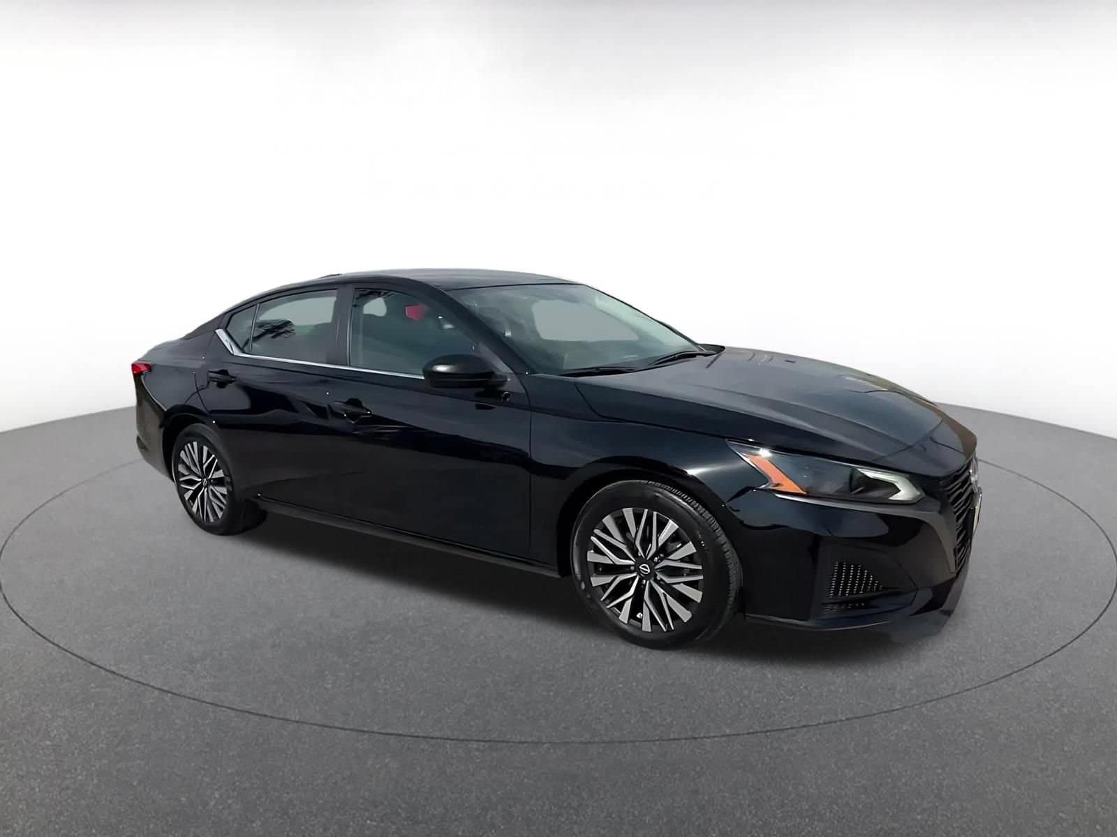 Thumbnail: 2026 Nissan Altima - 2