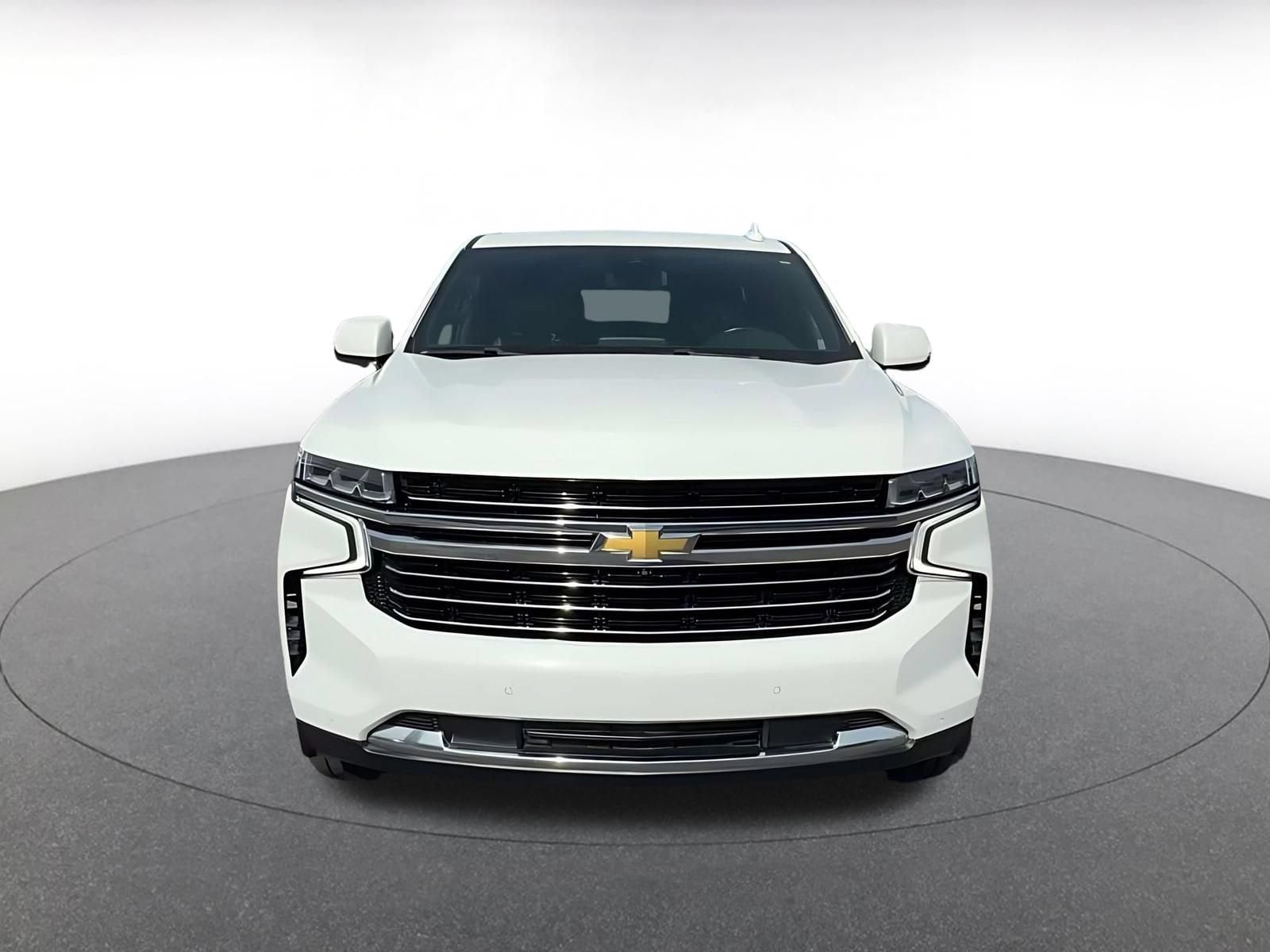 Thumbnail: 2023 Chevrolet Tahoe - 4