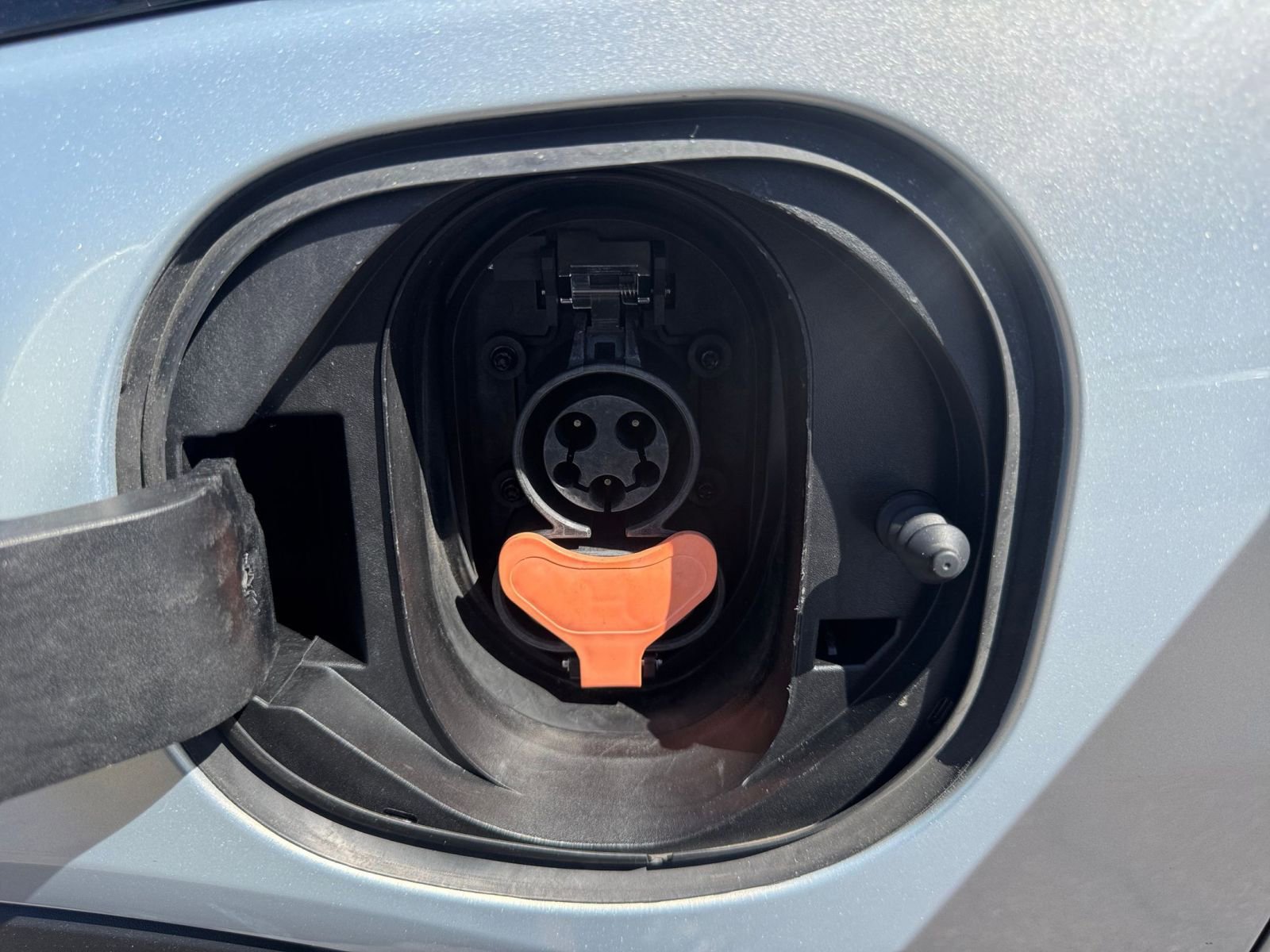 Thumbnail: 2023 Chevrolet Bolt EV - 23