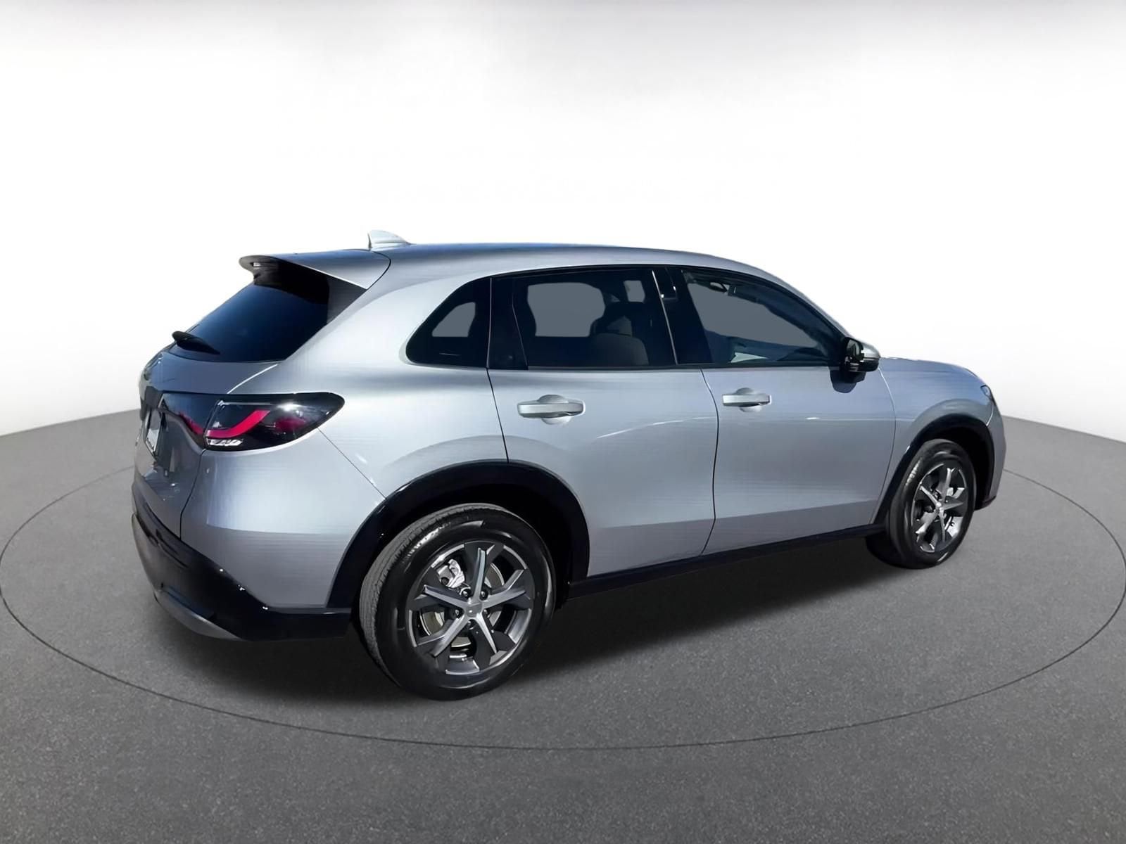 Thumbnail: 2025 Honda HR-V - 15