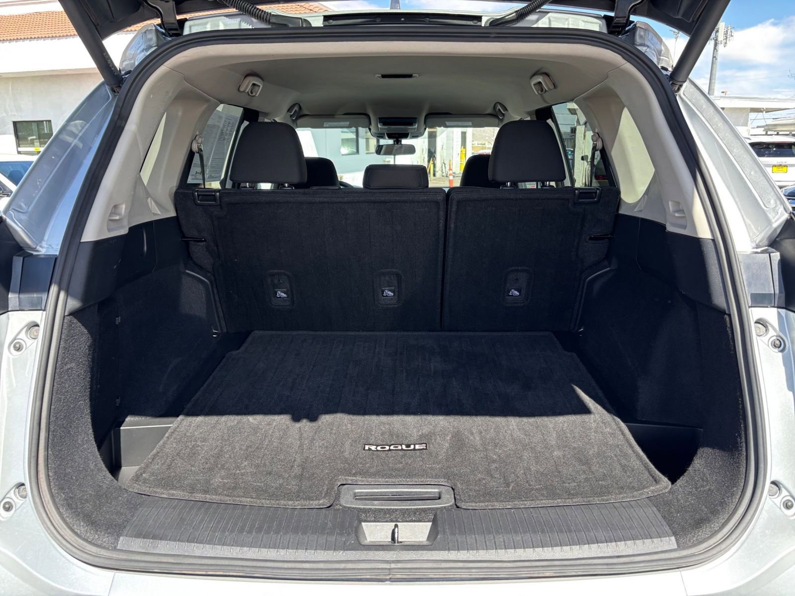 Thumbnail: 2025 Nissan Rogue - 33