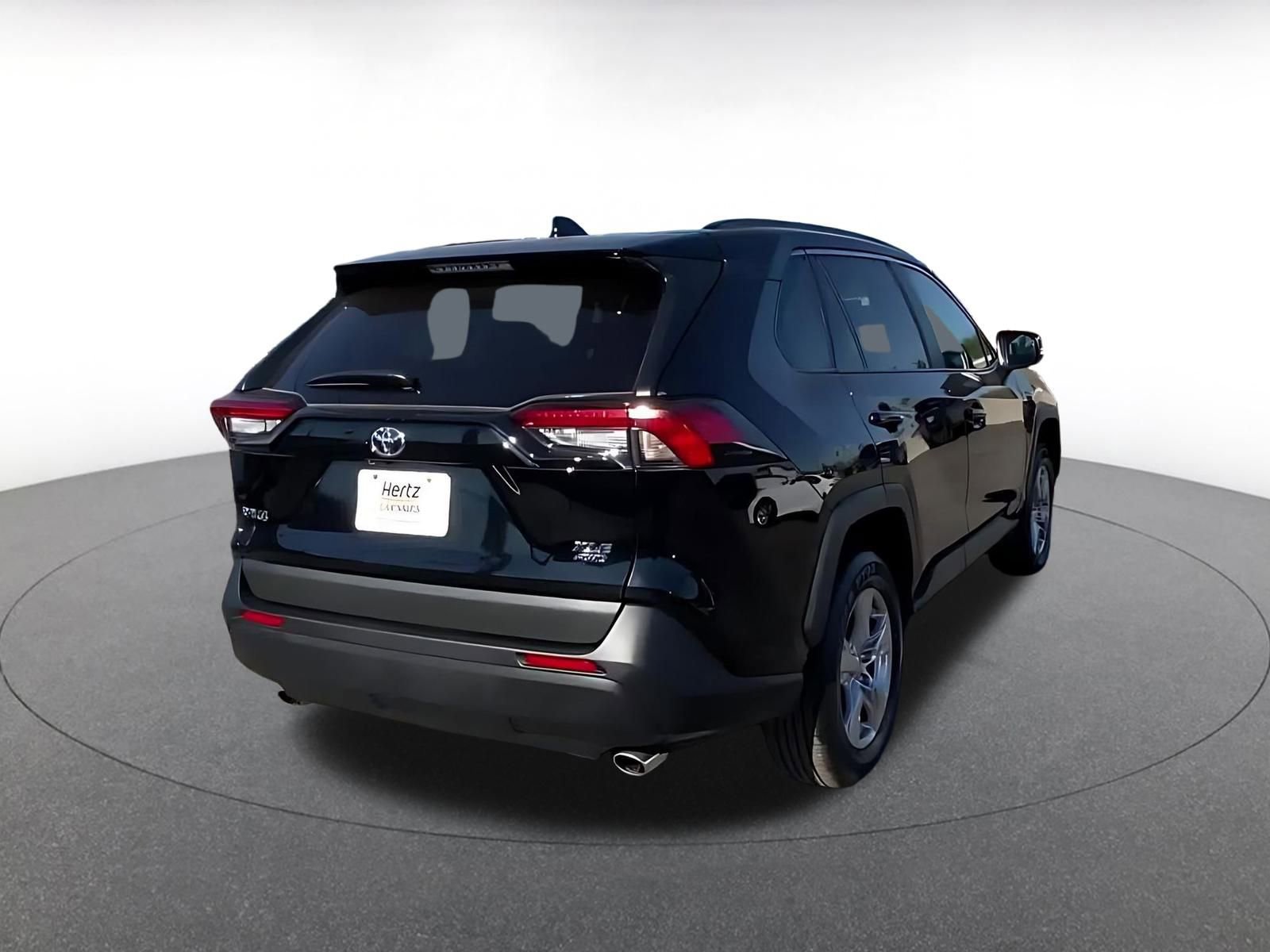 Thumbnail: 2025 Toyota RAV4 - 14