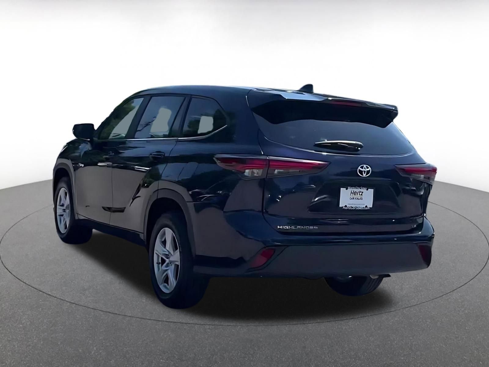 Thumbnail: 2025 Toyota Highlander - 11