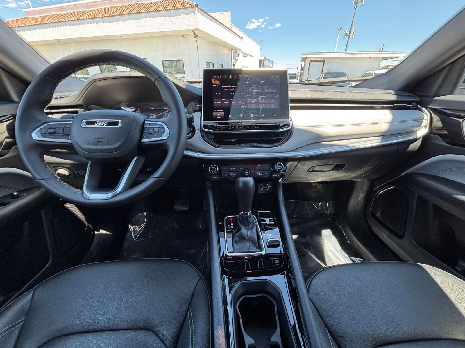Thumbnail: 2025 Jeep Compass - 34
