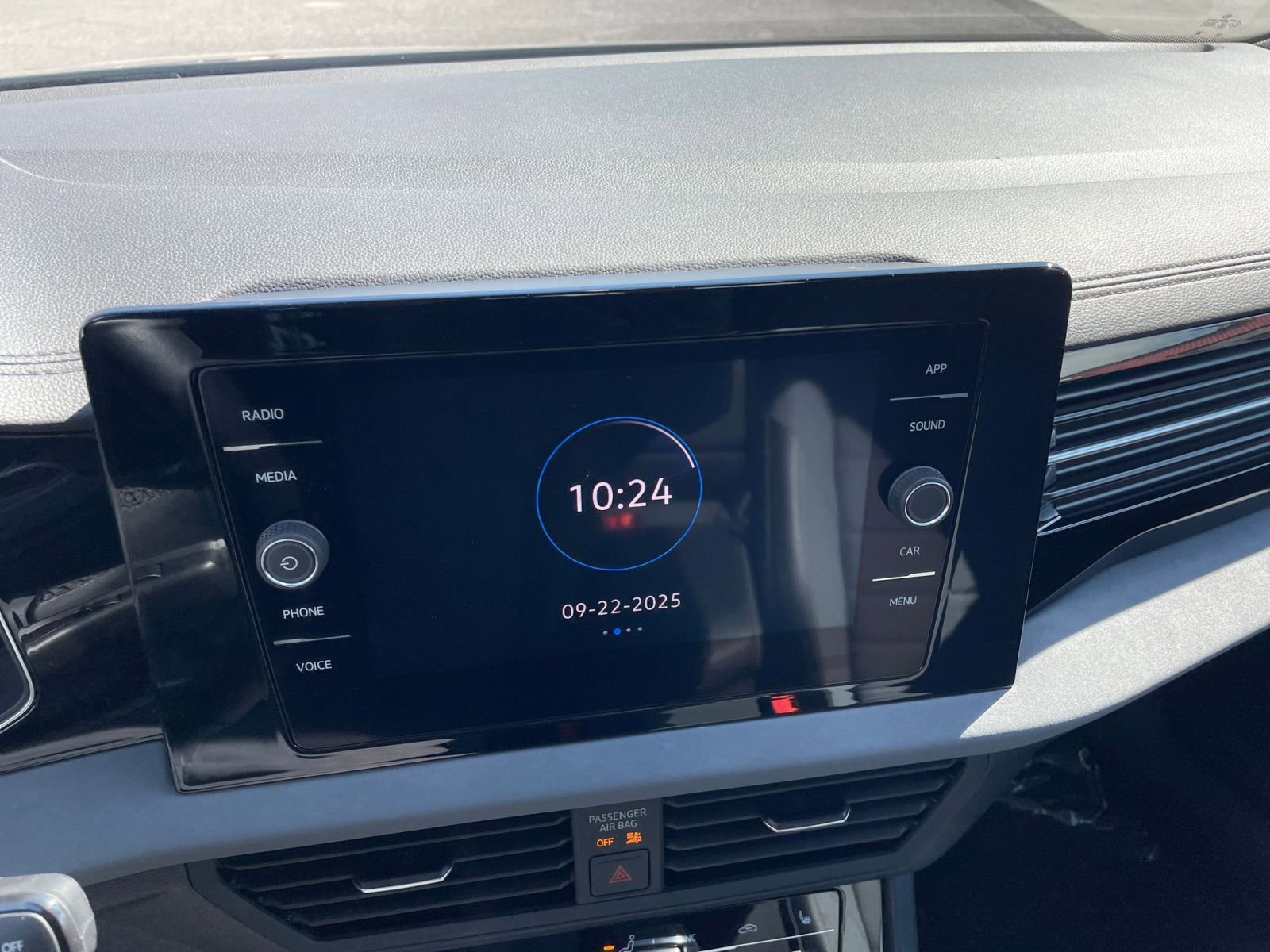 Thumbnail: 2025 Volkswagen Jetta - 18