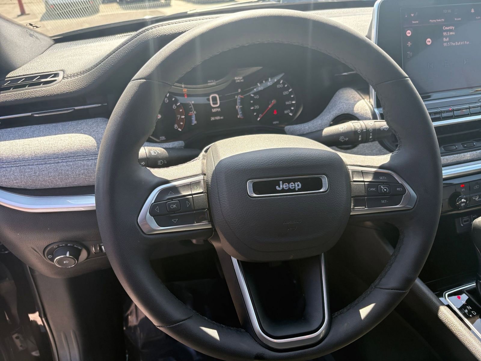 Thumbnail: 2025 Jeep Compass - 28