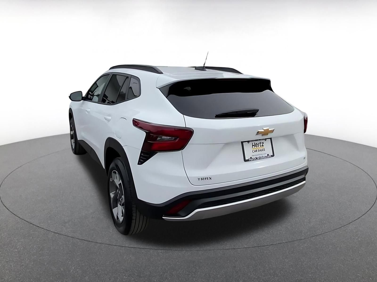 Thumbnail: 2025 Chevrolet Trax - 11