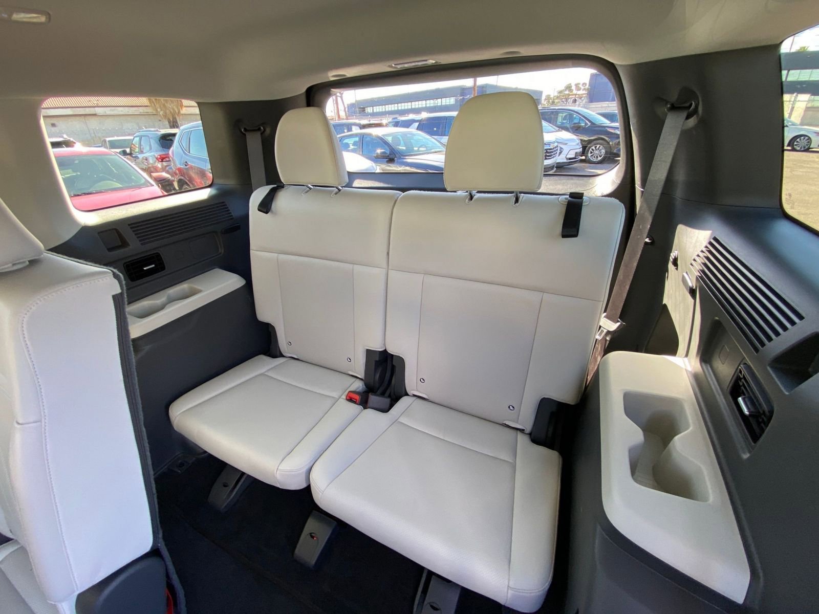 Thumbnail: 2025 Hyundai Santa Fe - 31