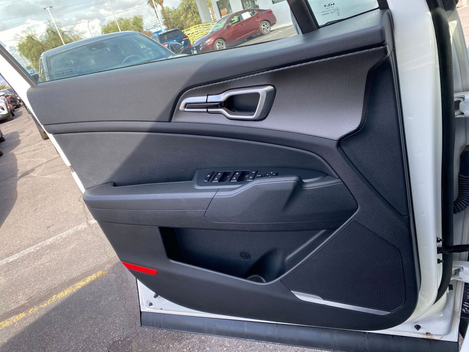 Thumbnail: 2025 Kia Sportage - 20