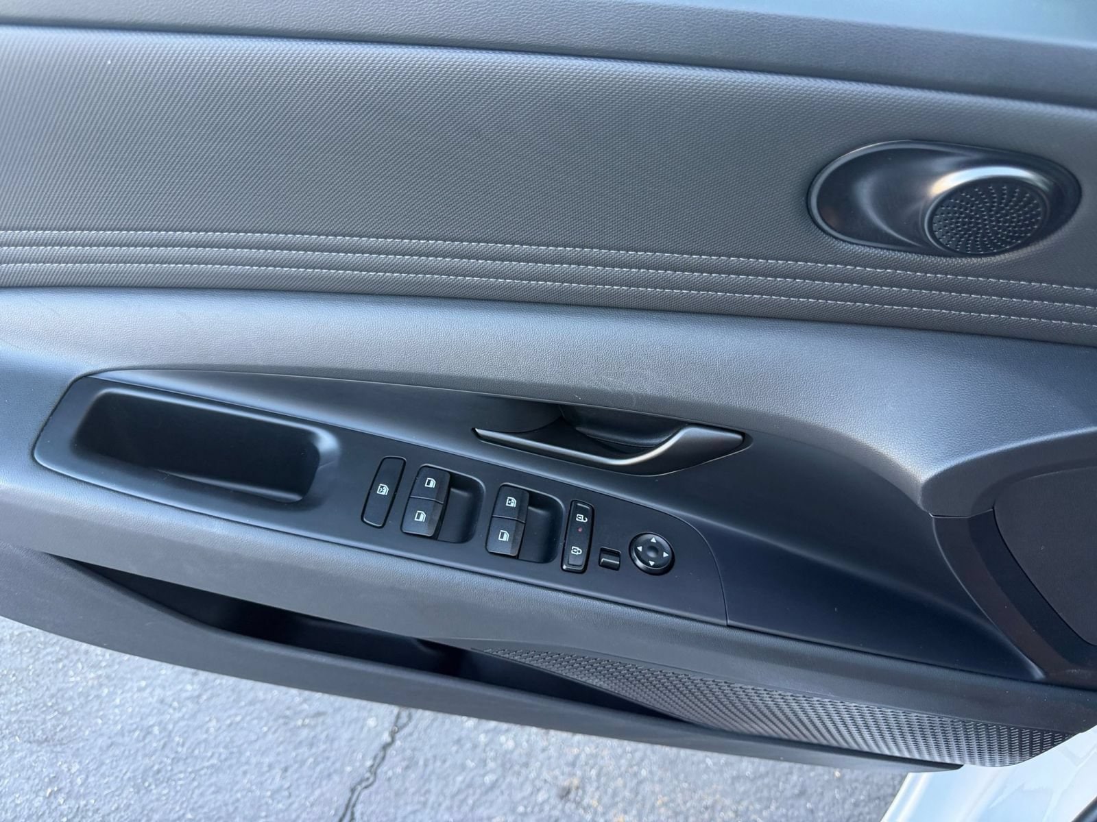 Thumbnail: 2026 Hyundai Elantra - 15