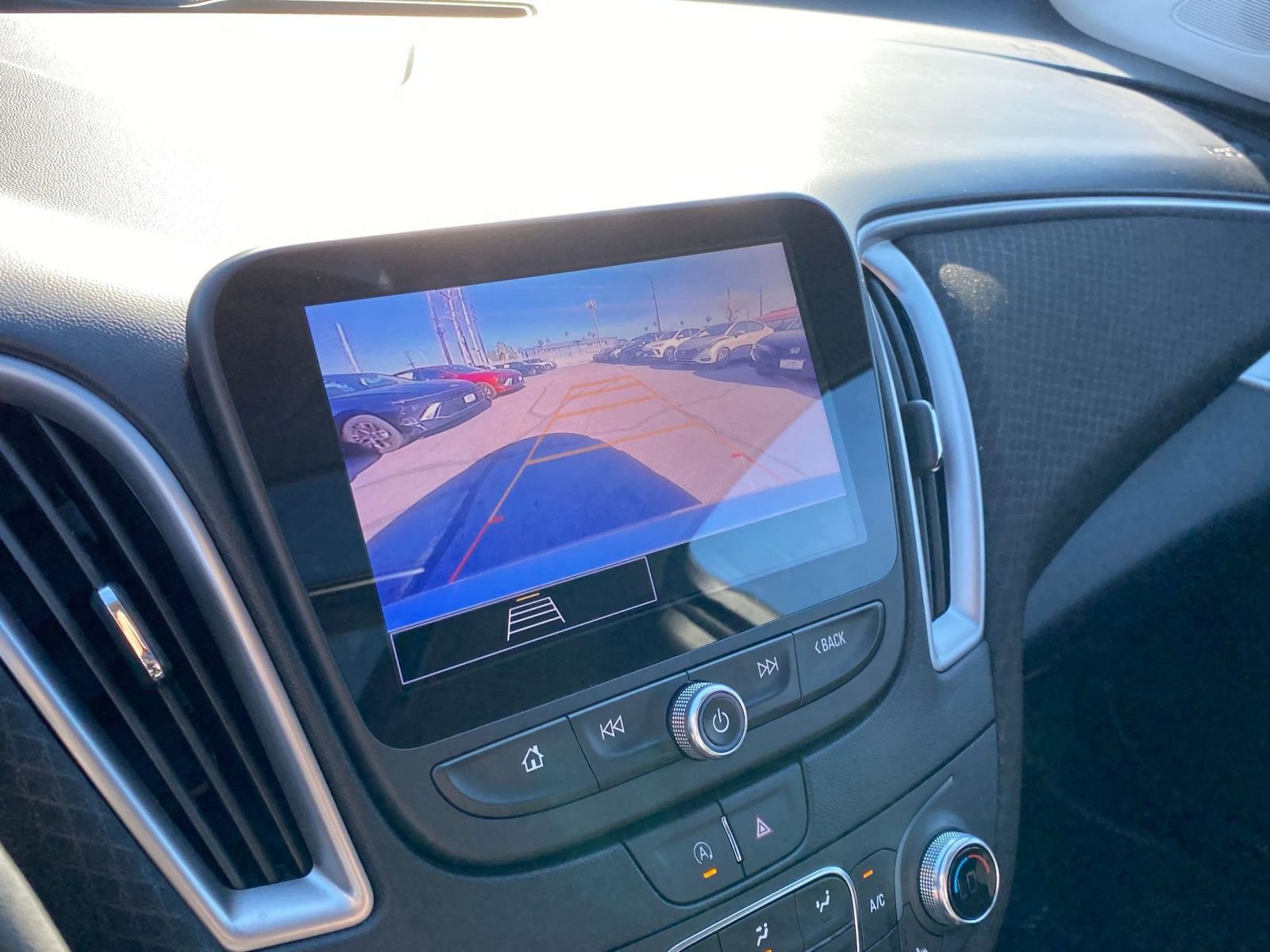 Thumbnail: 2024 Chevrolet Malibu - 24