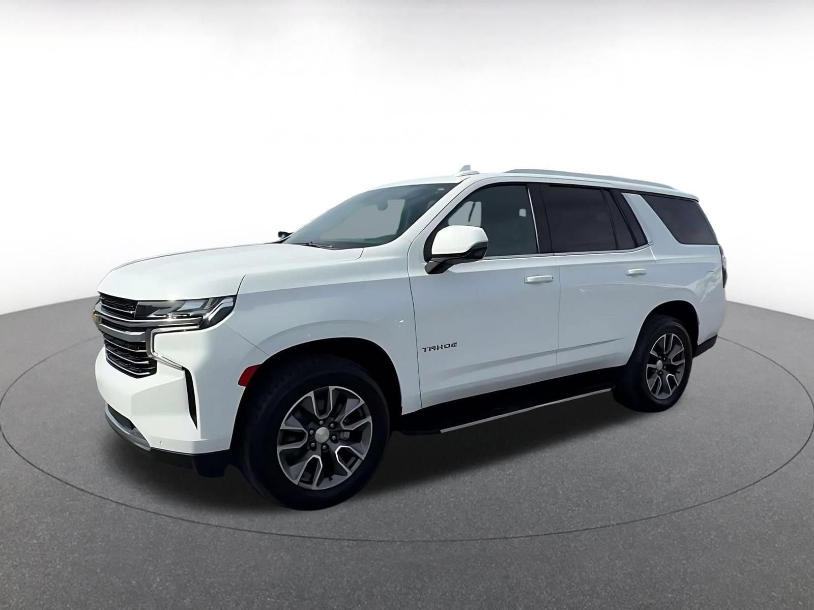 Thumbnail: 2023 Chevrolet Tahoe - 8