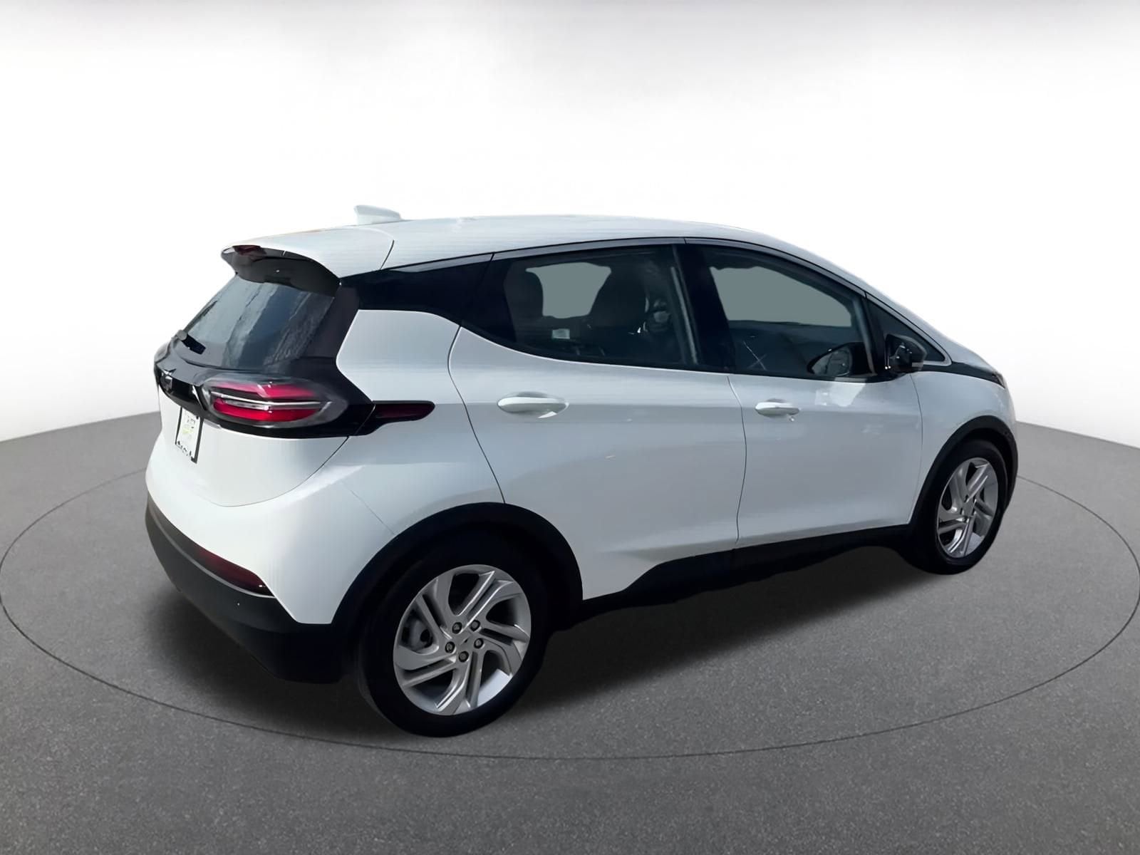 Thumbnail: 2023 Chevrolet Bolt EV - 15