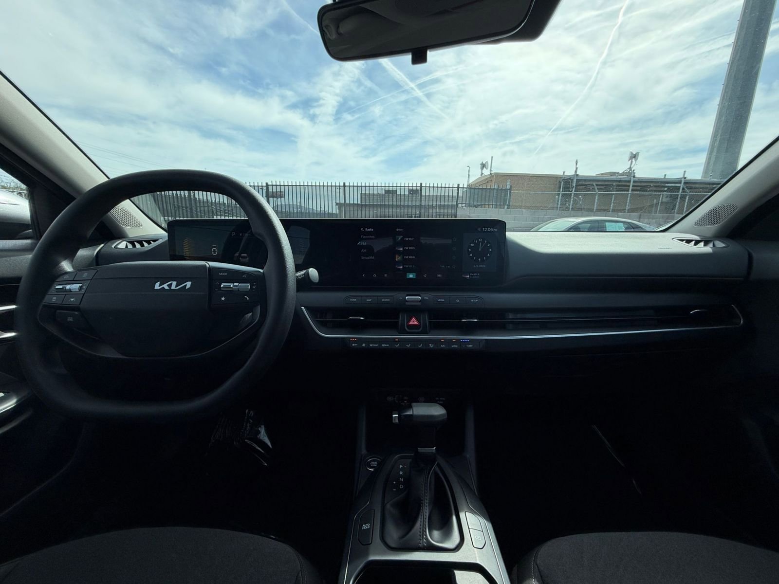 Thumbnail: 2025 Kia K4 - 32