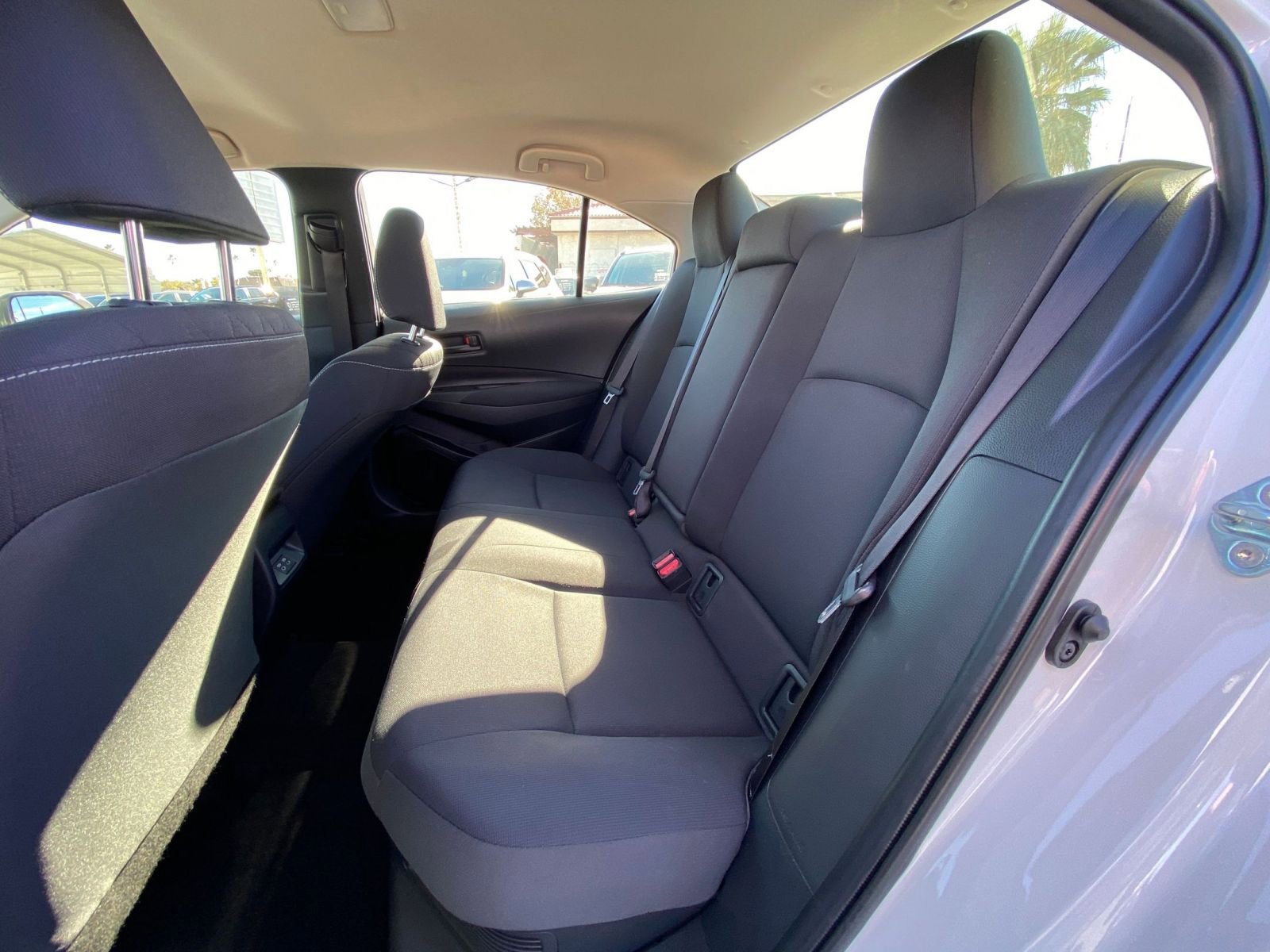 Thumbnail: 2025 Toyota Corolla - 25