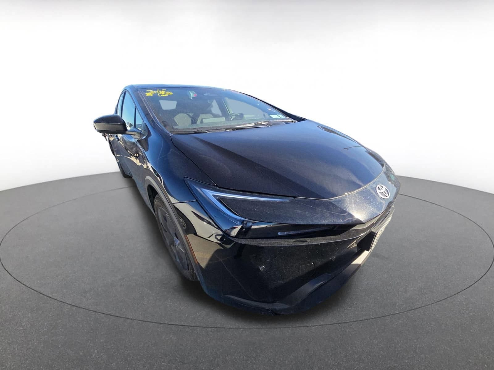 Thumbnail: 2025 Toyota Prius - 3