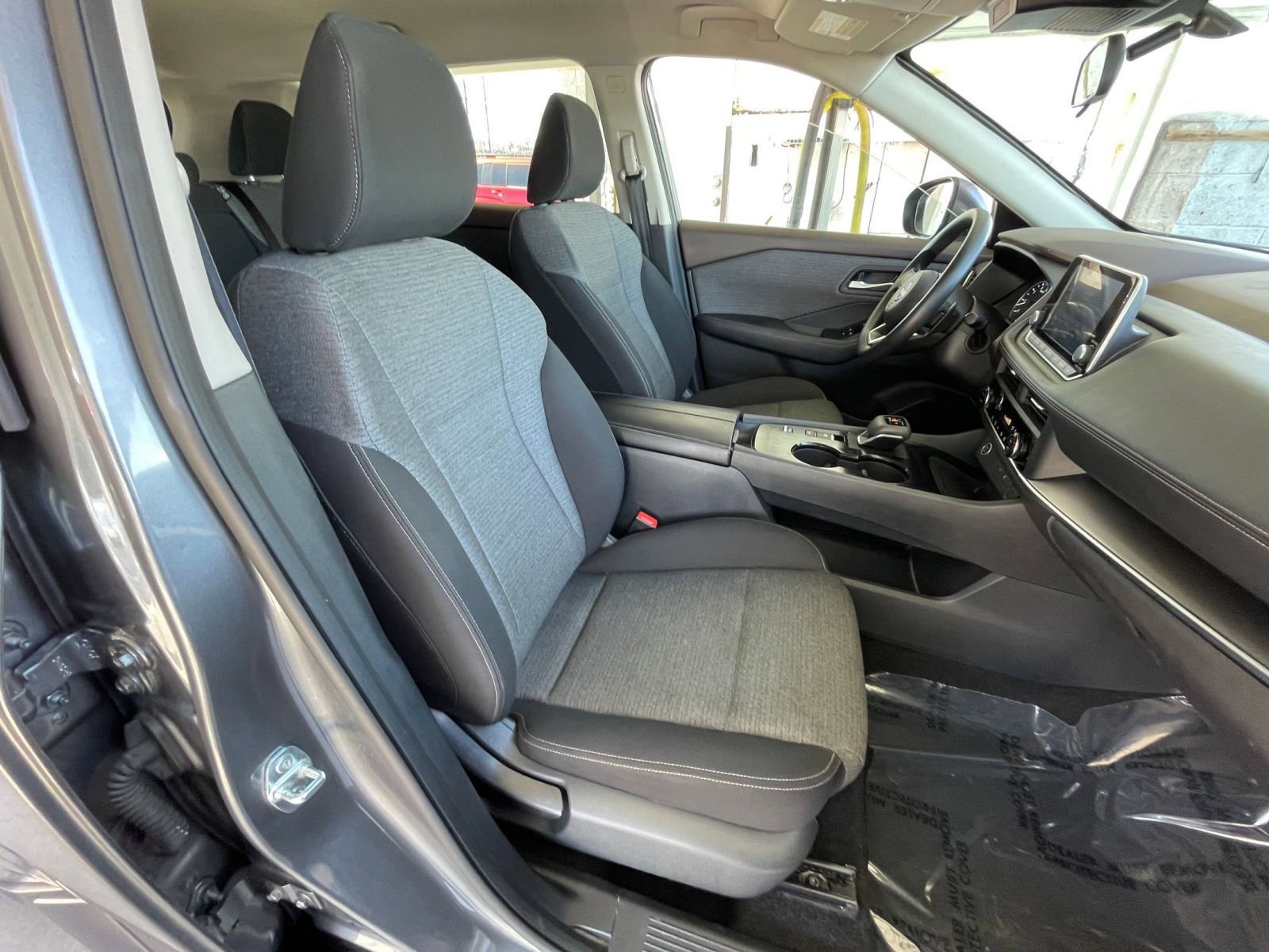 2023 Nissan Rogue SV 30