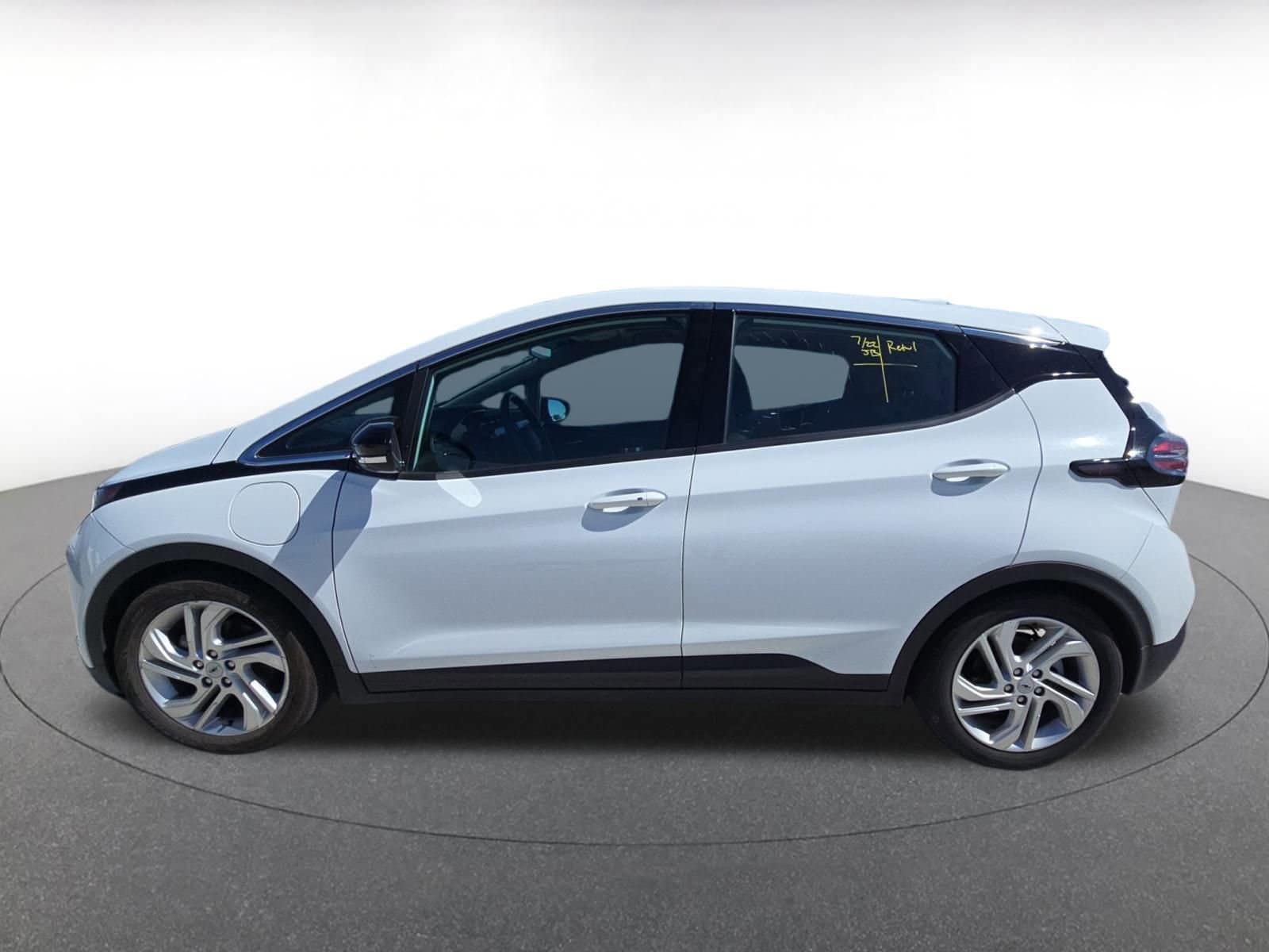 Thumbnail: 2023 Chevrolet Bolt EV - 6