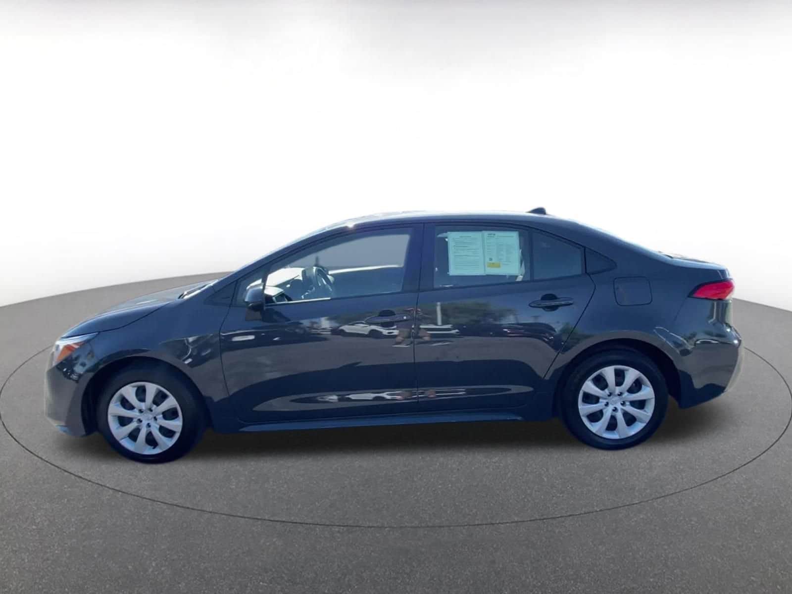 Thumbnail: 2025 Toyota Corolla - 9