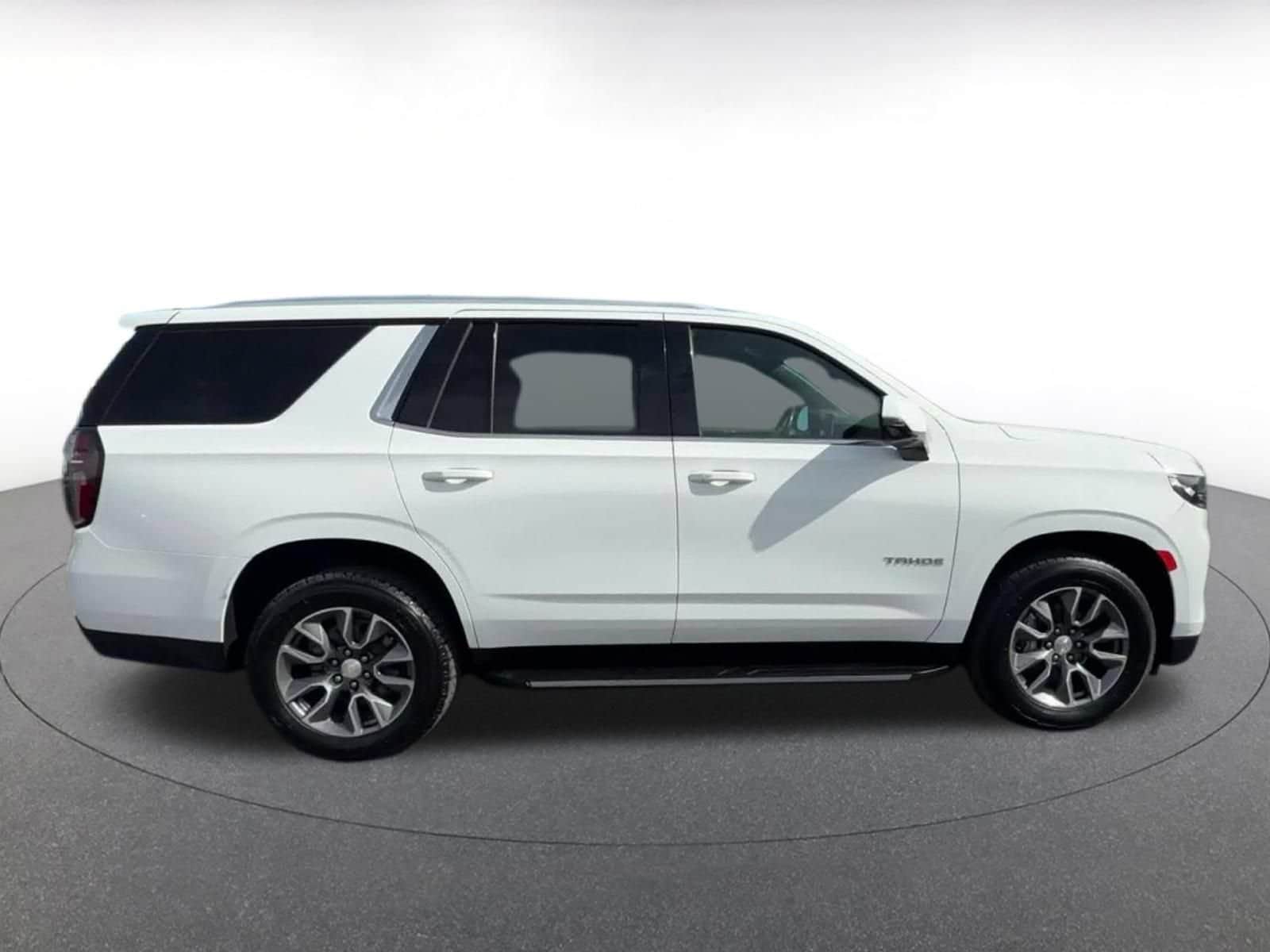 Thumbnail: 2023 Chevrolet Tahoe - 16