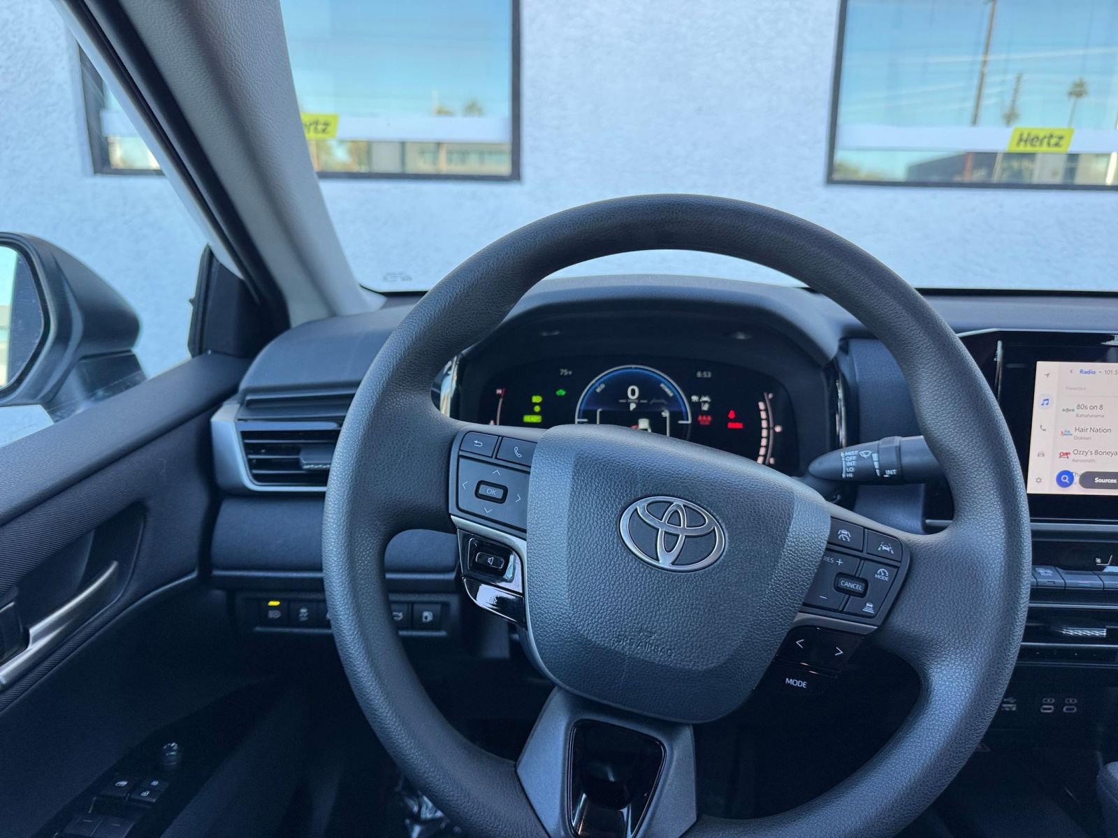 Thumbnail: 2025 Toyota Camry - 32