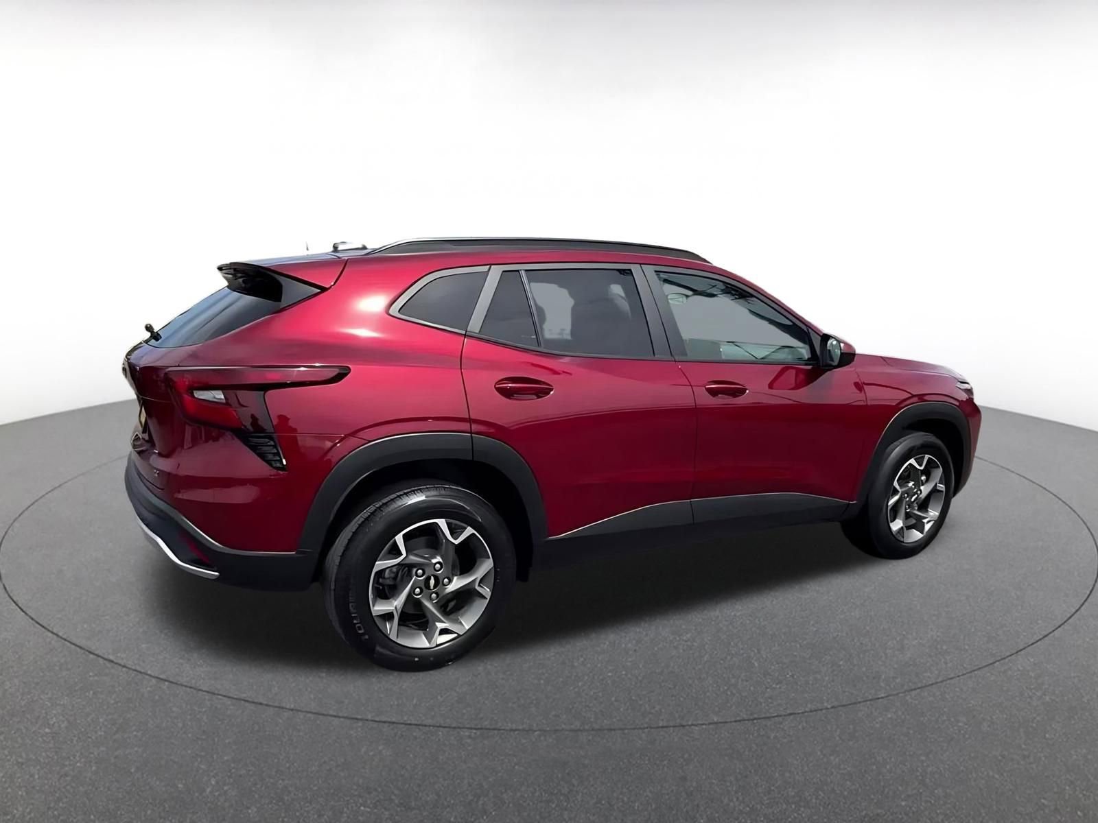 Thumbnail: 2025 Chevrolet Trax - 15